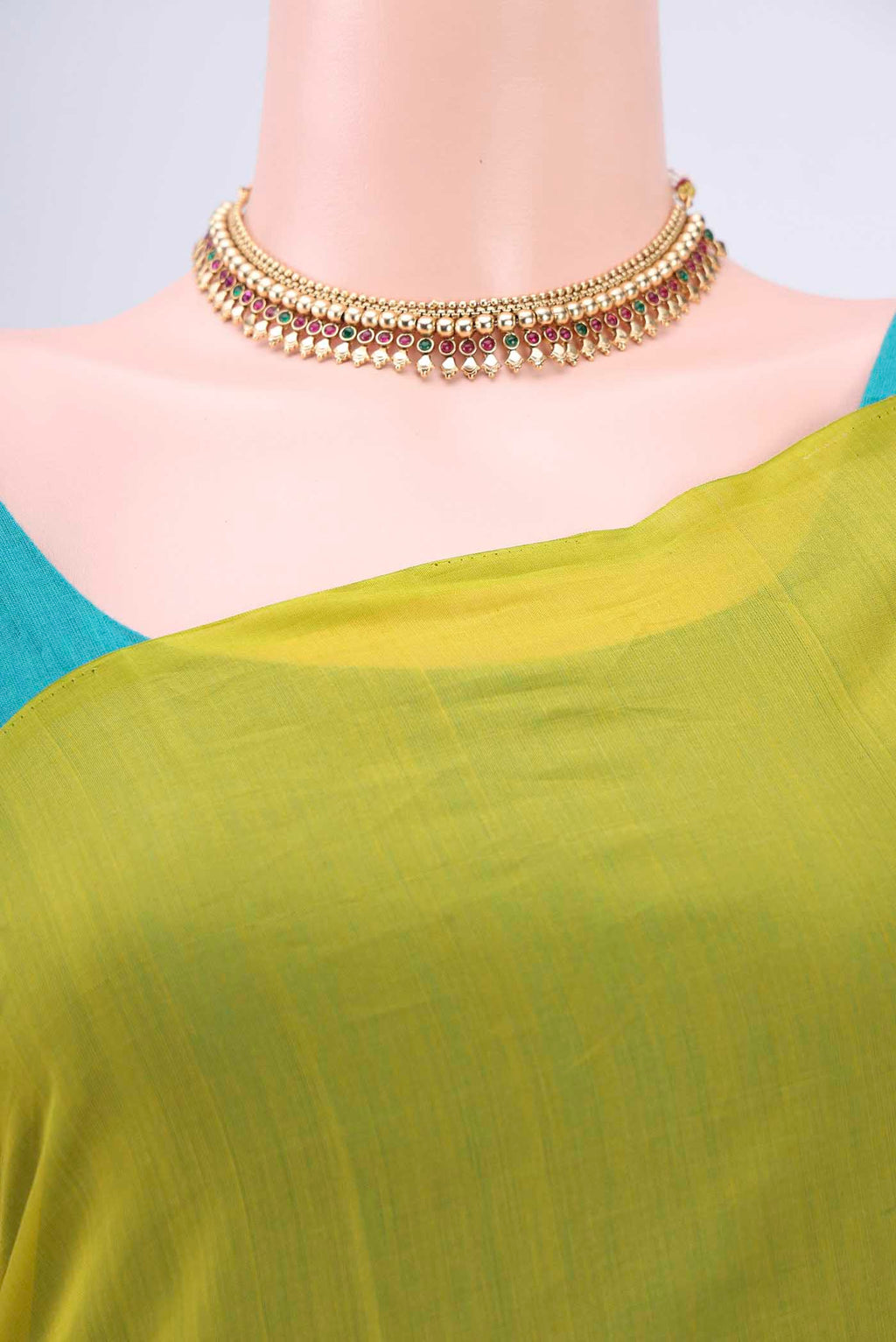 Border image of Acid Green Kora Cotton Saree with Zari Butta on the body and Zari Border. 