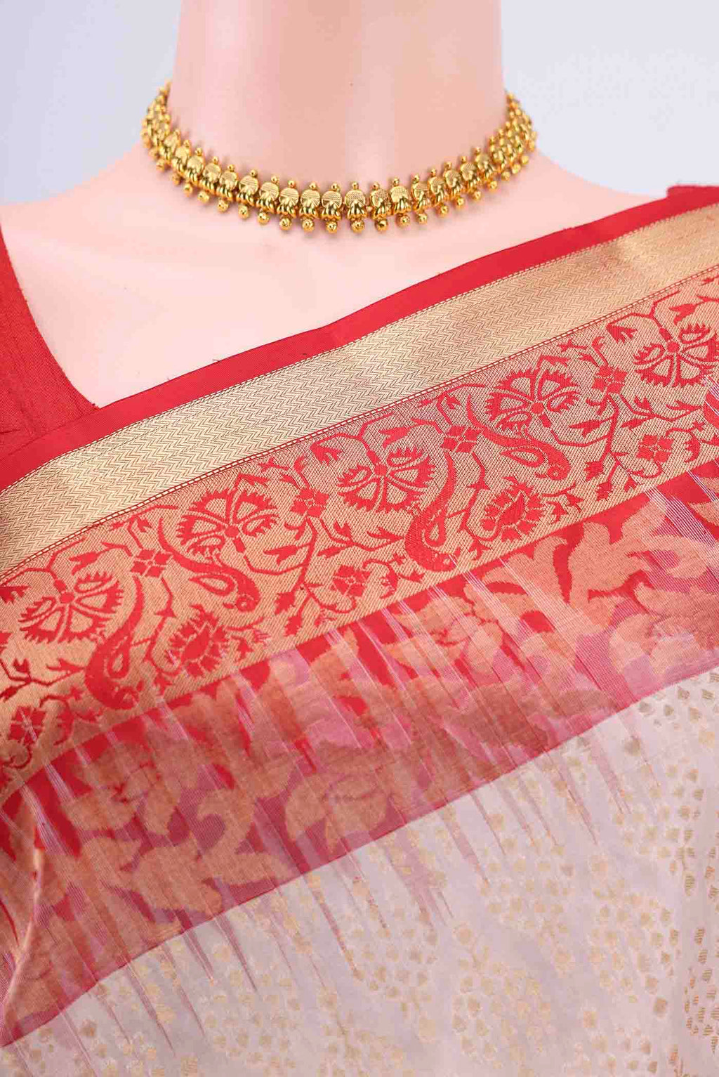 Border image of Off White Soft Silk Saree with Zari Brocade on the body and Zari Border