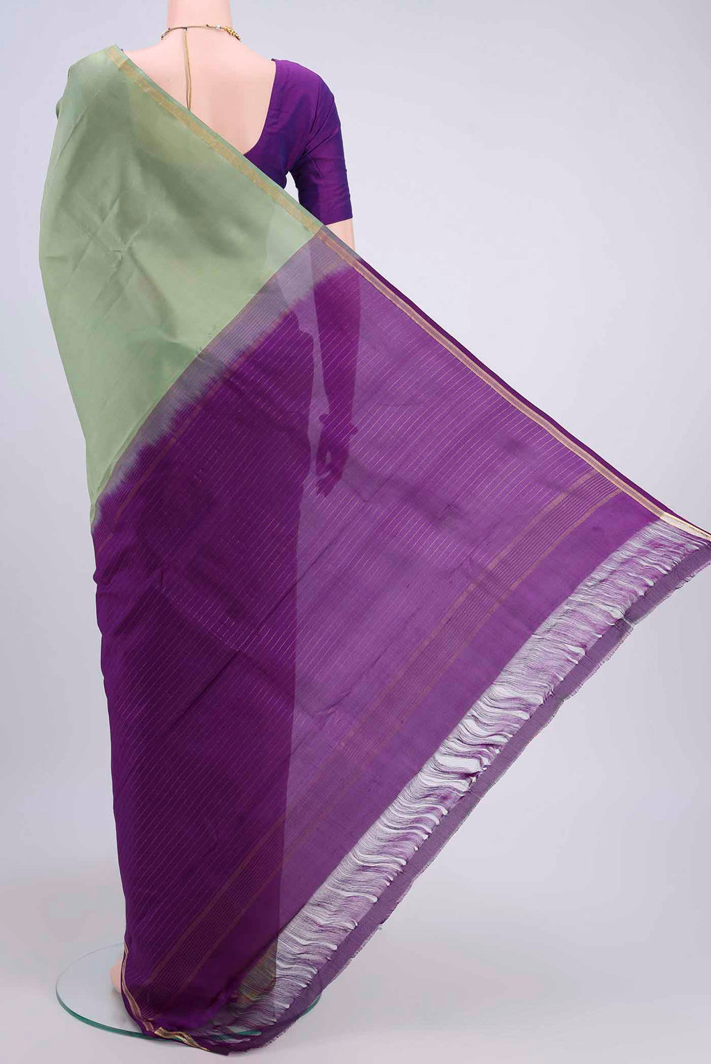 Flat view of Pista Green Nangavalli Silk [ Salem ] Saree with Zari Butta on the body and Thin Zari Line