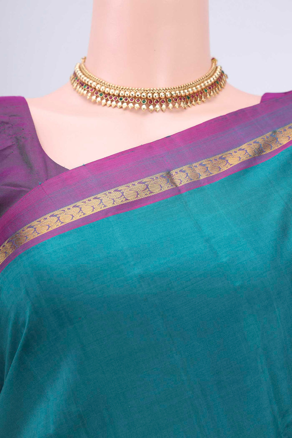 Border image of Sea Green Kanjivaram Silk Saree with Plain Body and Zari Border. 
