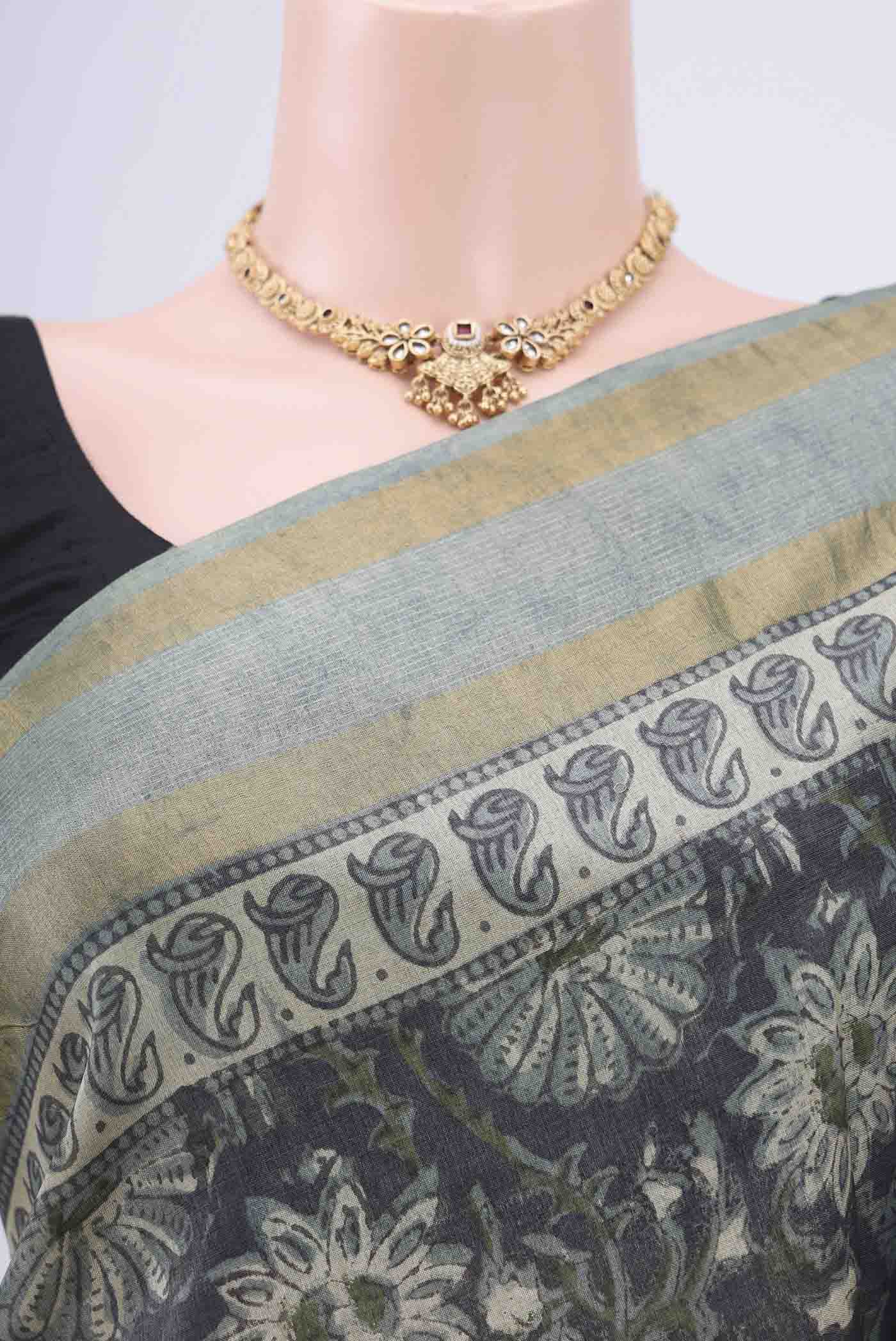 Border image of Davys Grey Tussar Silk Saree with kalamkari Print on the body and Zari Border. 