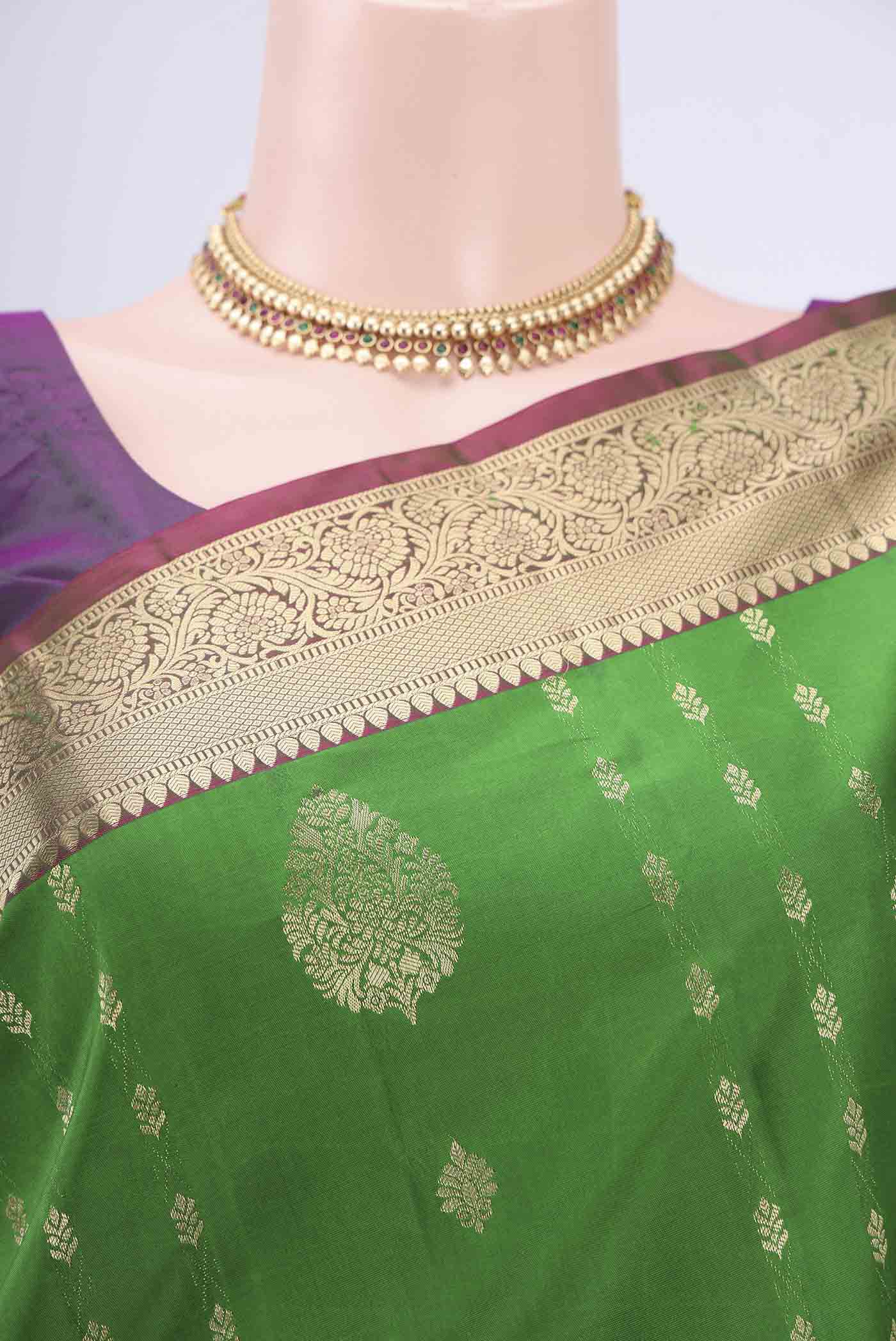 Border image of Green Soft Silk Saree with Zari Butta on the body and Zari Border. 