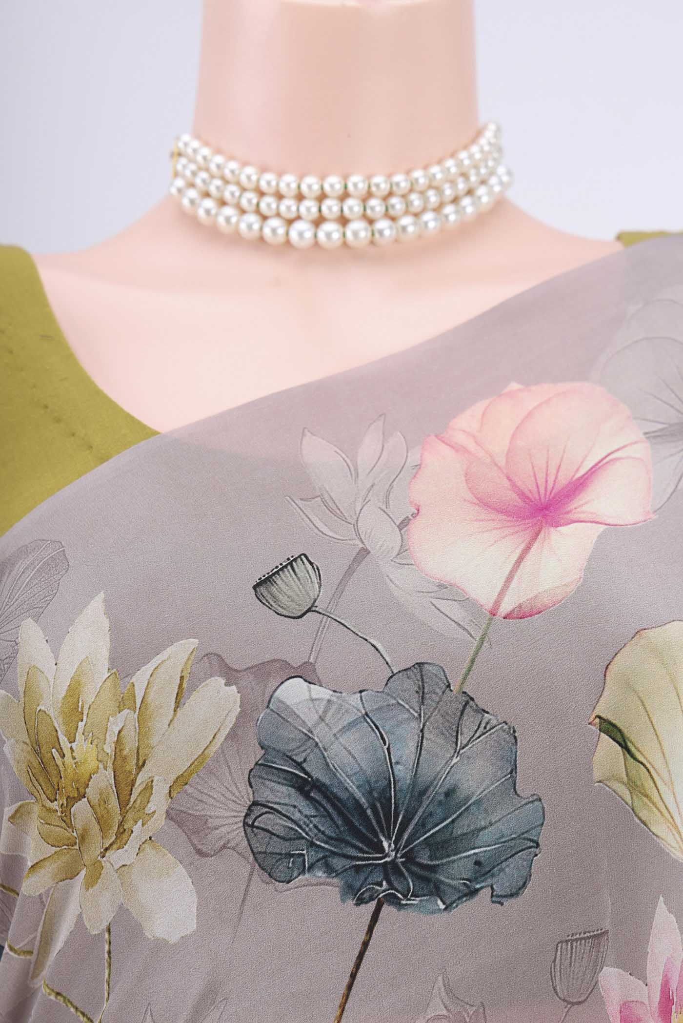 Border image of Davys Grey Crepe Saree with Floral Print on the body and Plain Border. 