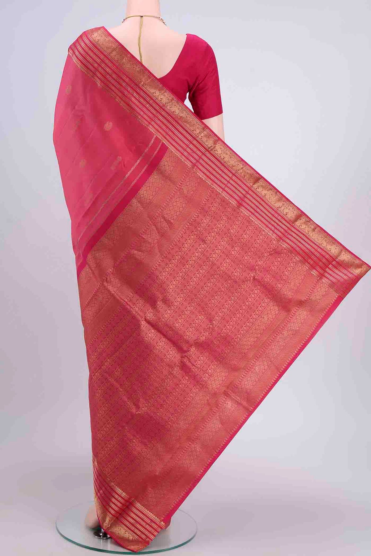 Flat view of Pink Dual Tone Nangavalli Silk [ Salem ] Saree with Zari Butta on the body and Zari Border