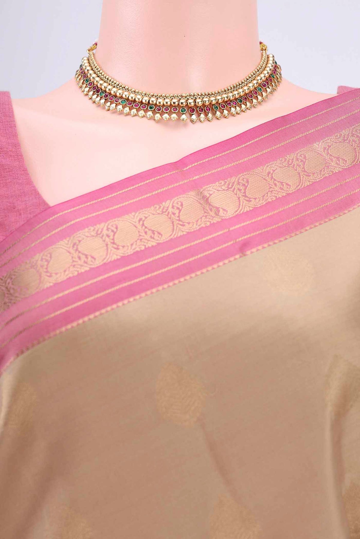 Border image of Dark Beige Dual Tone Nangavalli Silk [ Salem ] Saree with Zari Butta on the body and Zari Border