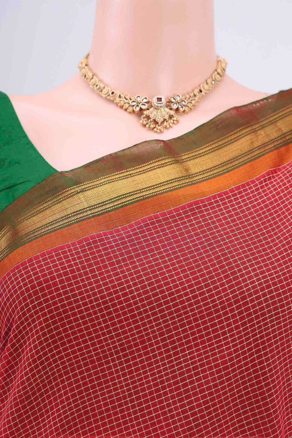 Border image of Red Gadwal cotton Saree with Stripes on the body and Zari Border