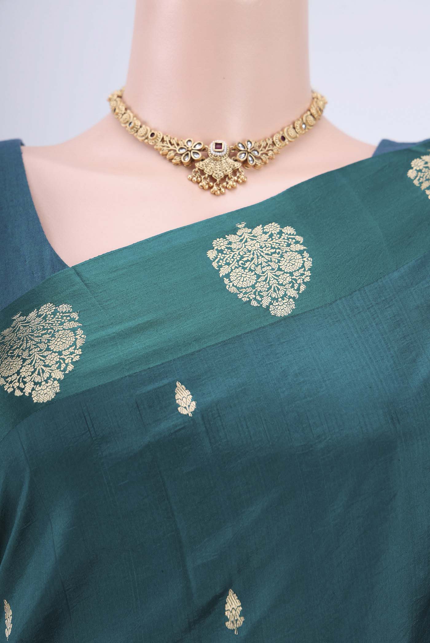 Border image of Sea Green Banarasi Katan Silk Saree with Zari Butta on the body and Zari Border. 
