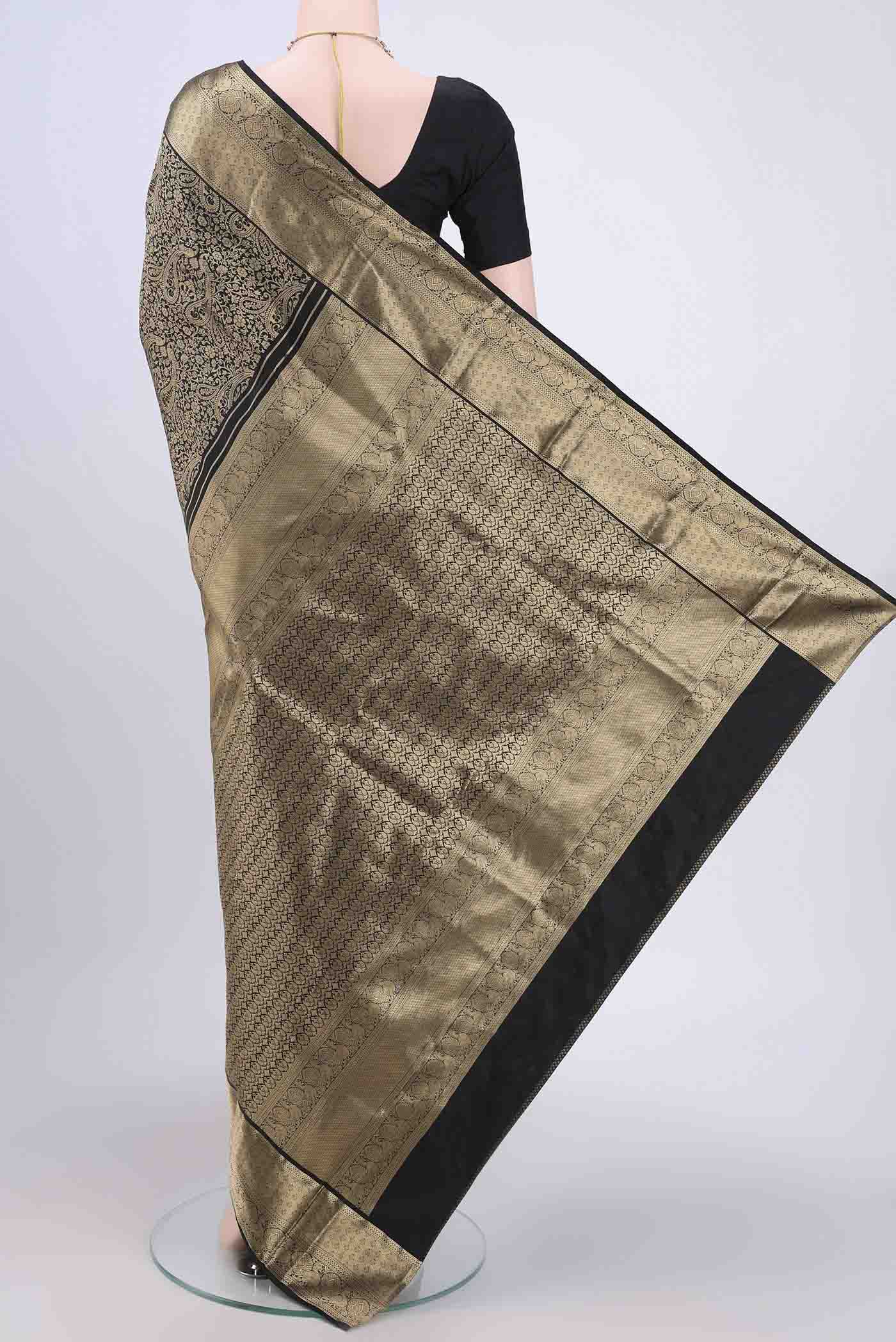 Flat view of Black Bangalore Silk Saree with Zari Brocade on the body and Zari Border. 