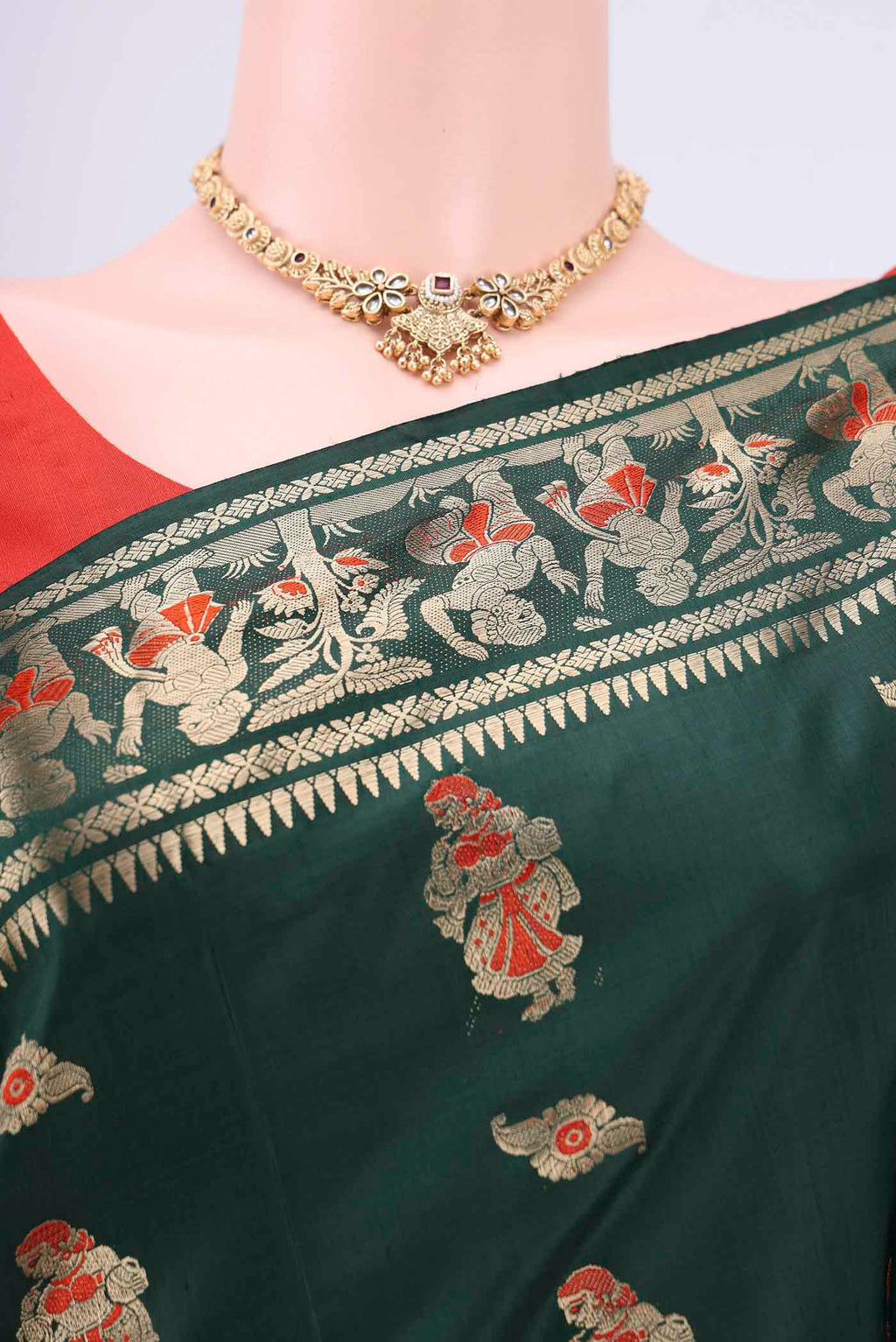 Border image of Bottle Green Dual Tone Baluchari Silk Saree with Zari And Thread Butta on the body and Meenakari Border. 