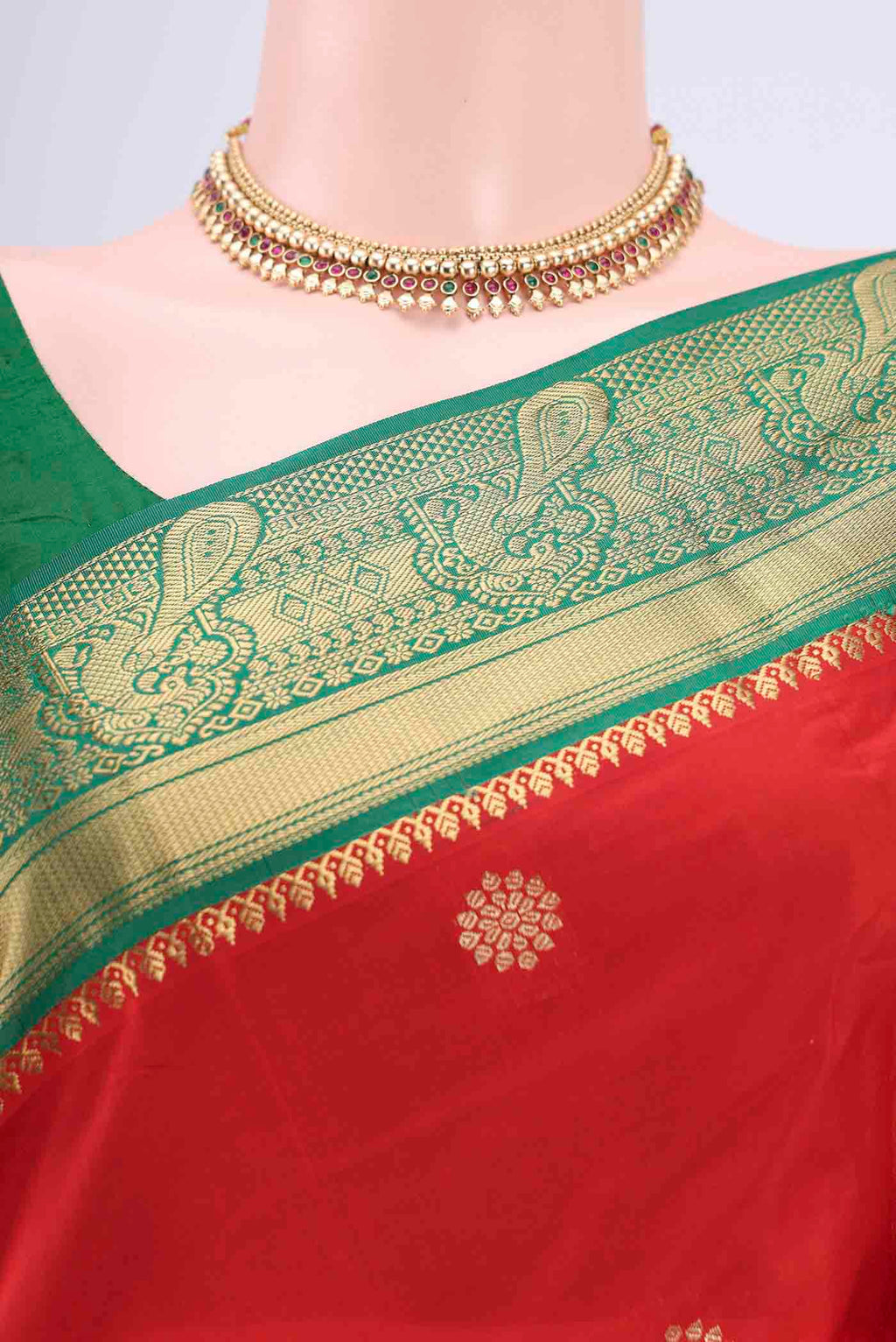 Border image of Red Blended Bangalore Silk Saree with Zari Butta on the body and Zari Border. 