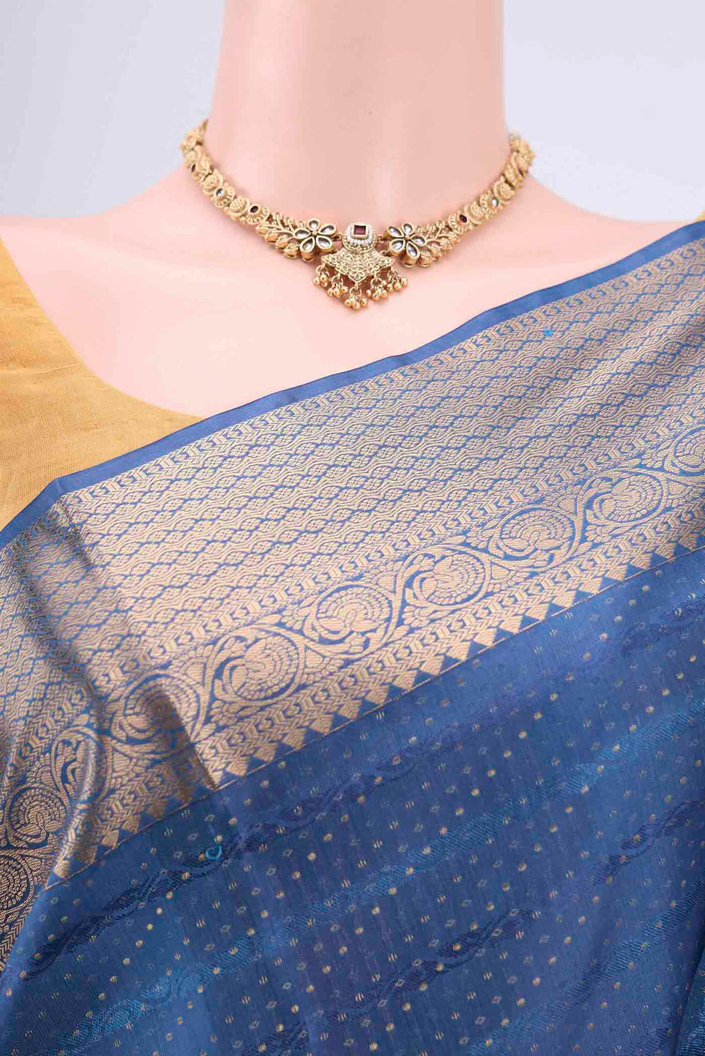 Border image of Blue Soft Silk Saree with Jacquard With Zari Butta on the body and Zari Border. 