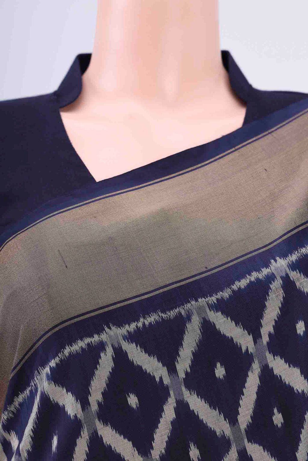 Border image of Brown Pochampally Silk Saree with Pure Ikat on the body and Zari Border. 