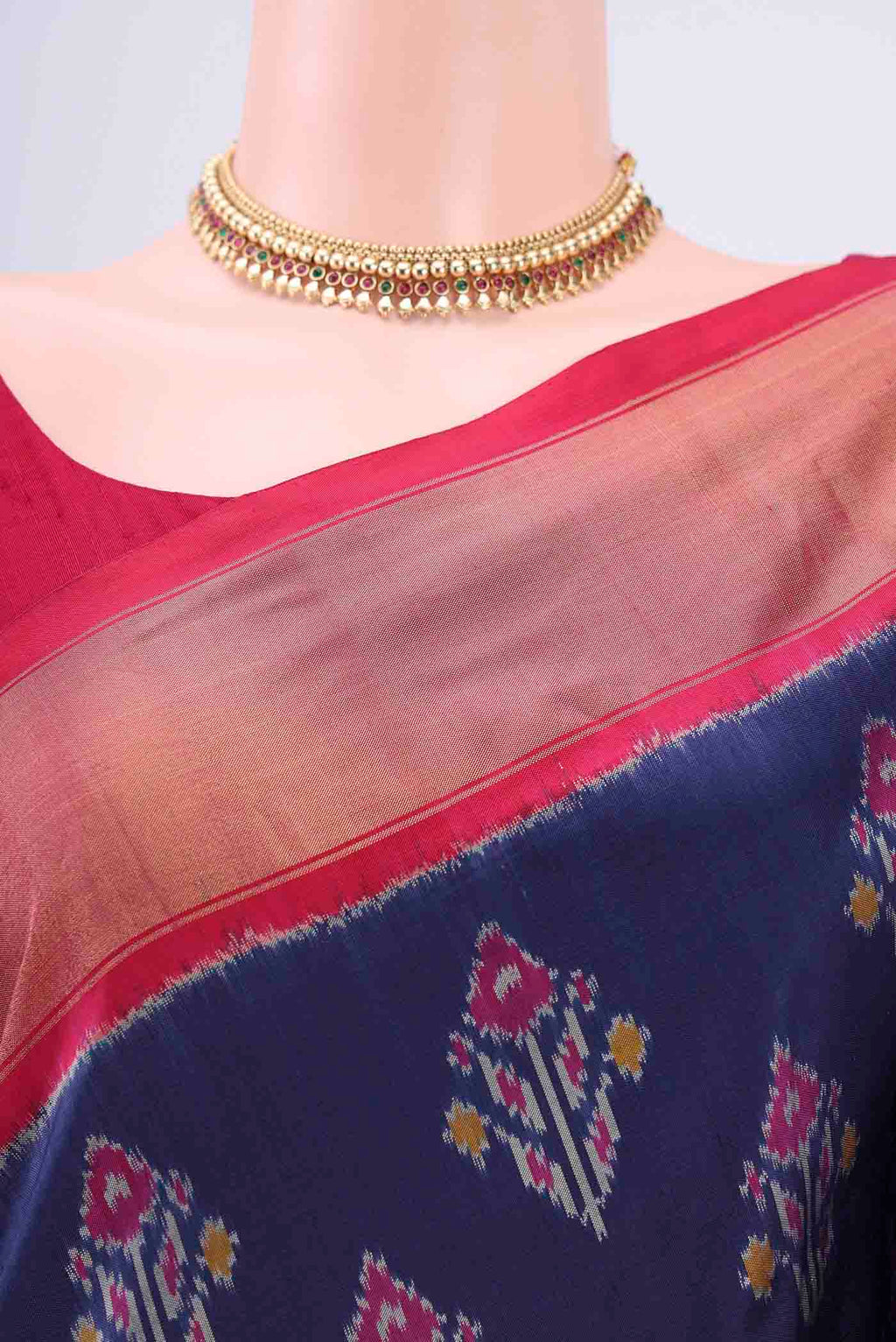 Border image of Navy Blue Pochampally Silk Saree with Pure Ikat on the body and Zari Border. 