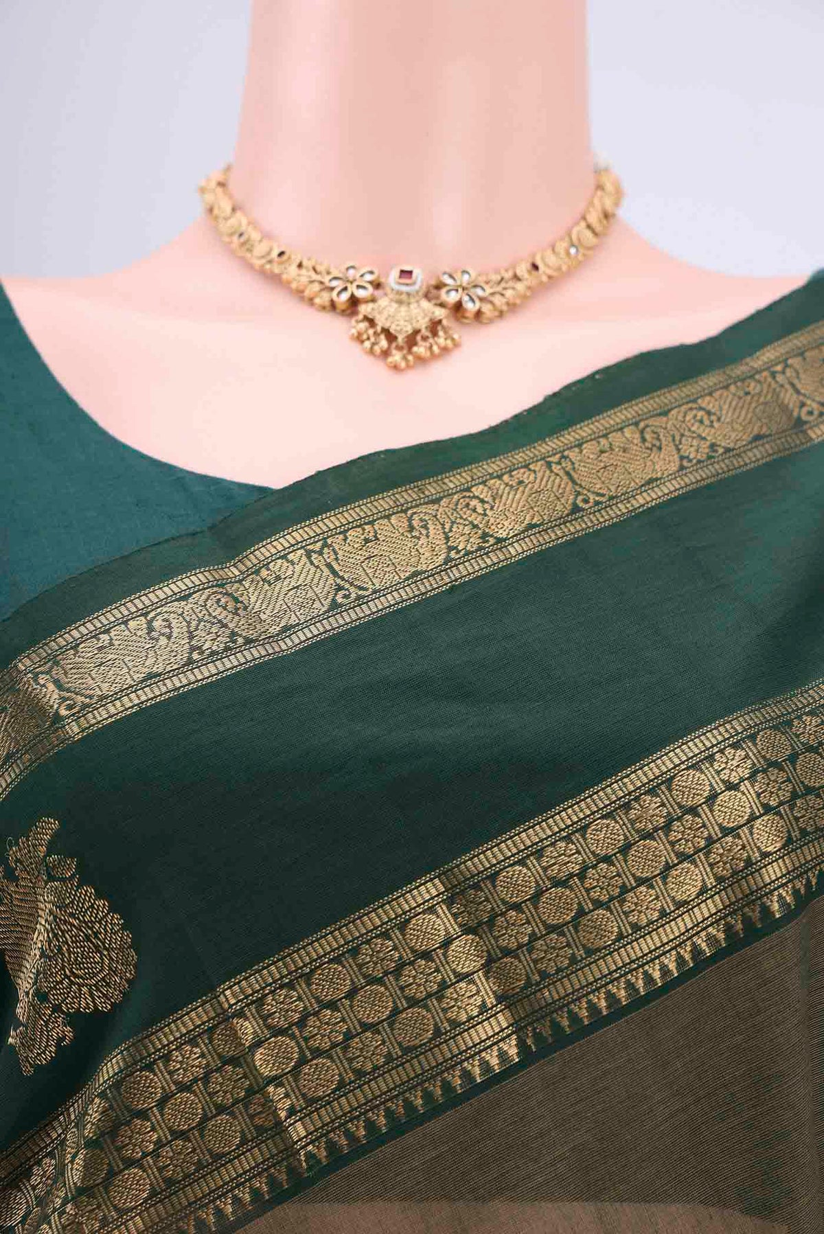 Border image of Mehandi Green Kanchi Cotton Saree with Plain Body and Zari Border. 