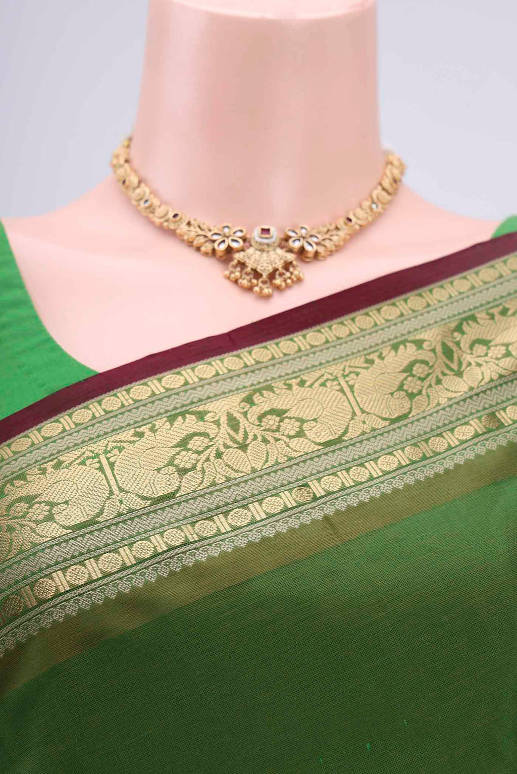 Border image of Light Green Blended Coimbatore Silk Cotton Saree with Zari Butta on the body and Zari Border. 