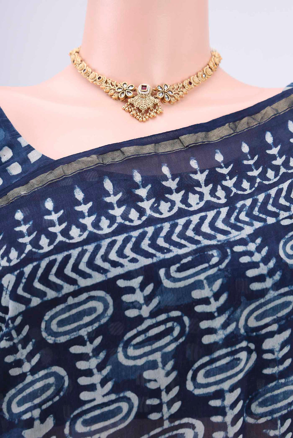 Border image of Indigo Chanderi Silk Saree with Batik Print on the body and Zari Border. 