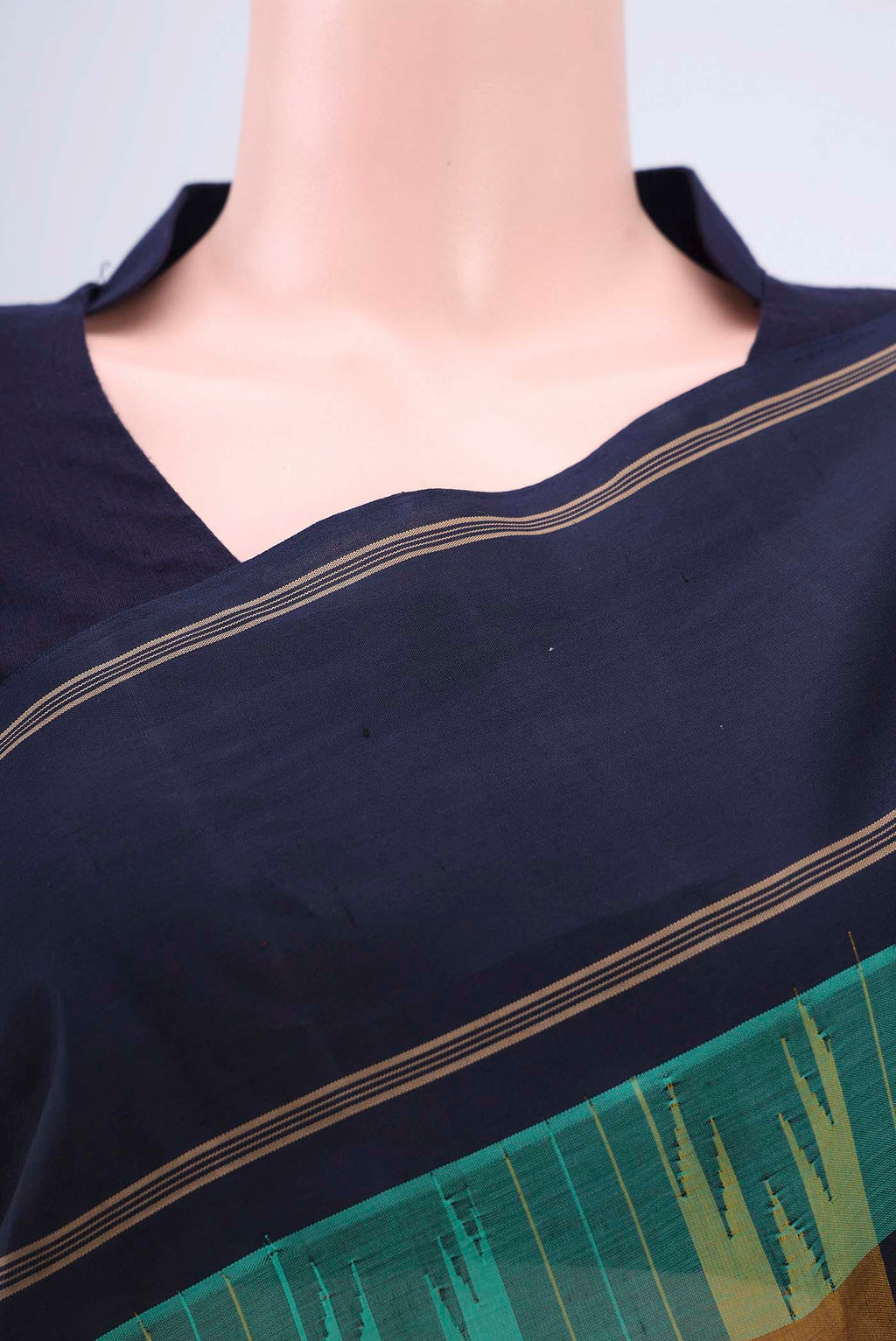Border image of Multi Color Kanchi Cotton Saree with Checked design on the body and Thread Border. 