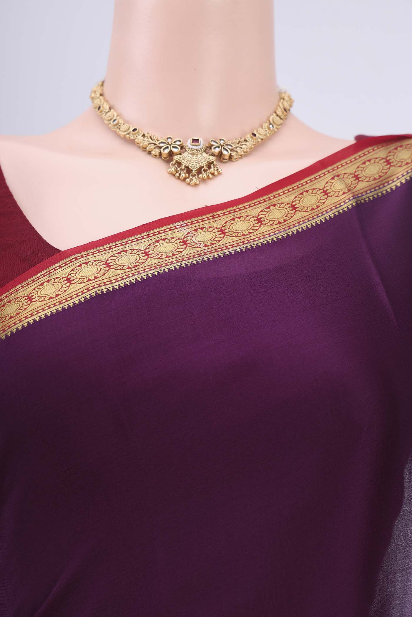 Border image of Pista Green Mysore Crepe Saree with Plain Body and Zari Border. 