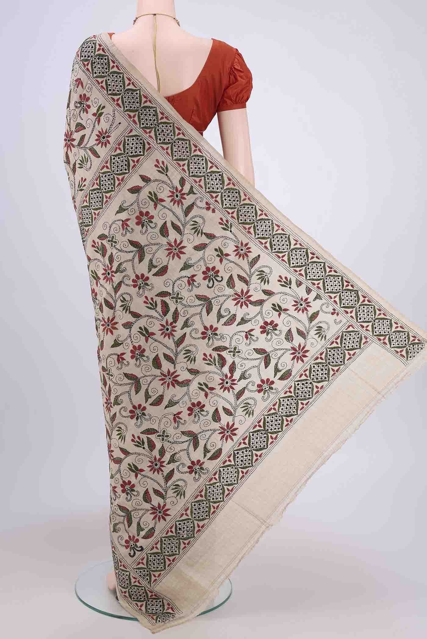 Flat view of Beige Kantha Silk Saree with Kantha Work on the body and Thread Border. 