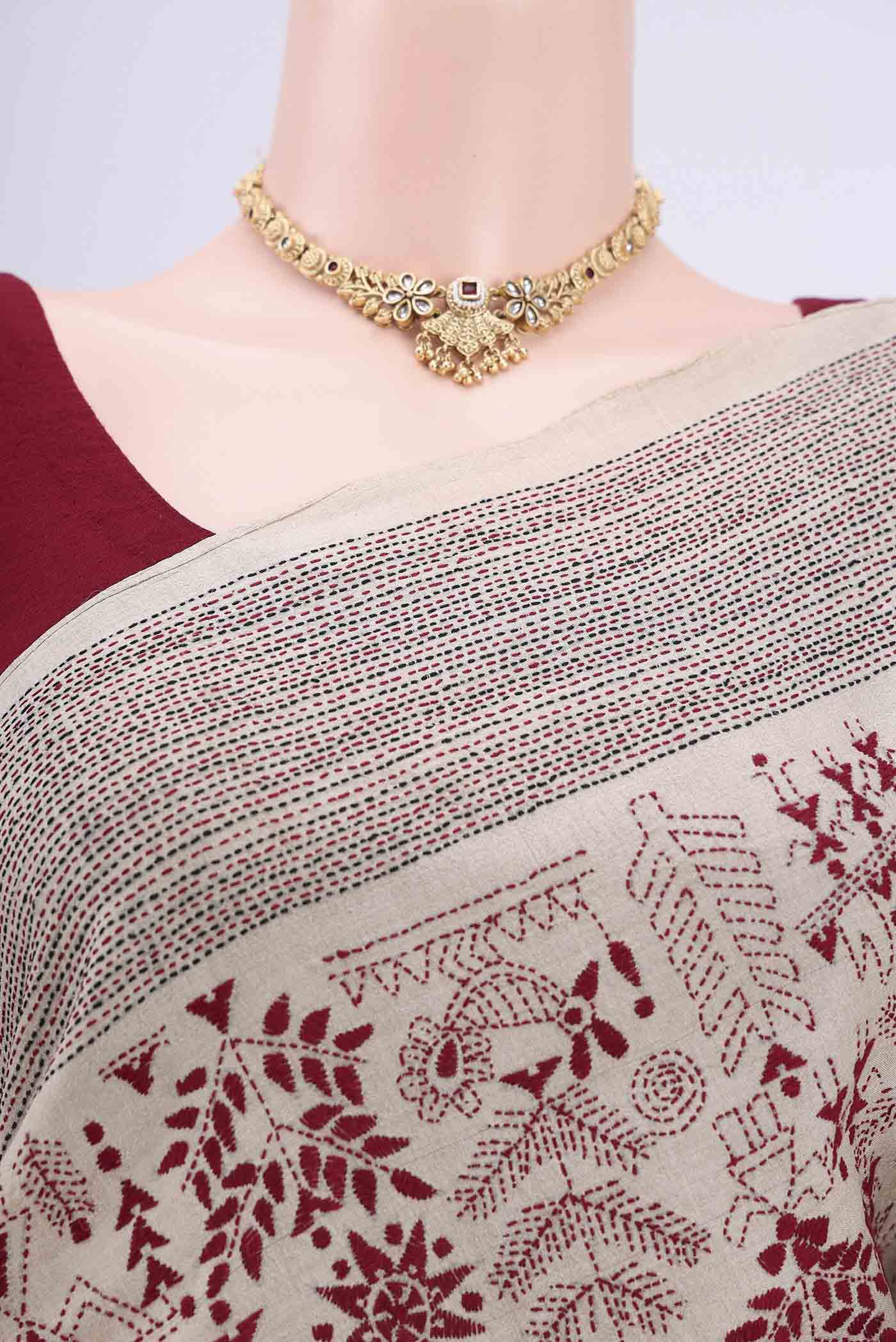 Border image of Beige Kantha Silk Saree with Kantha Work on the body and Thread Border. 