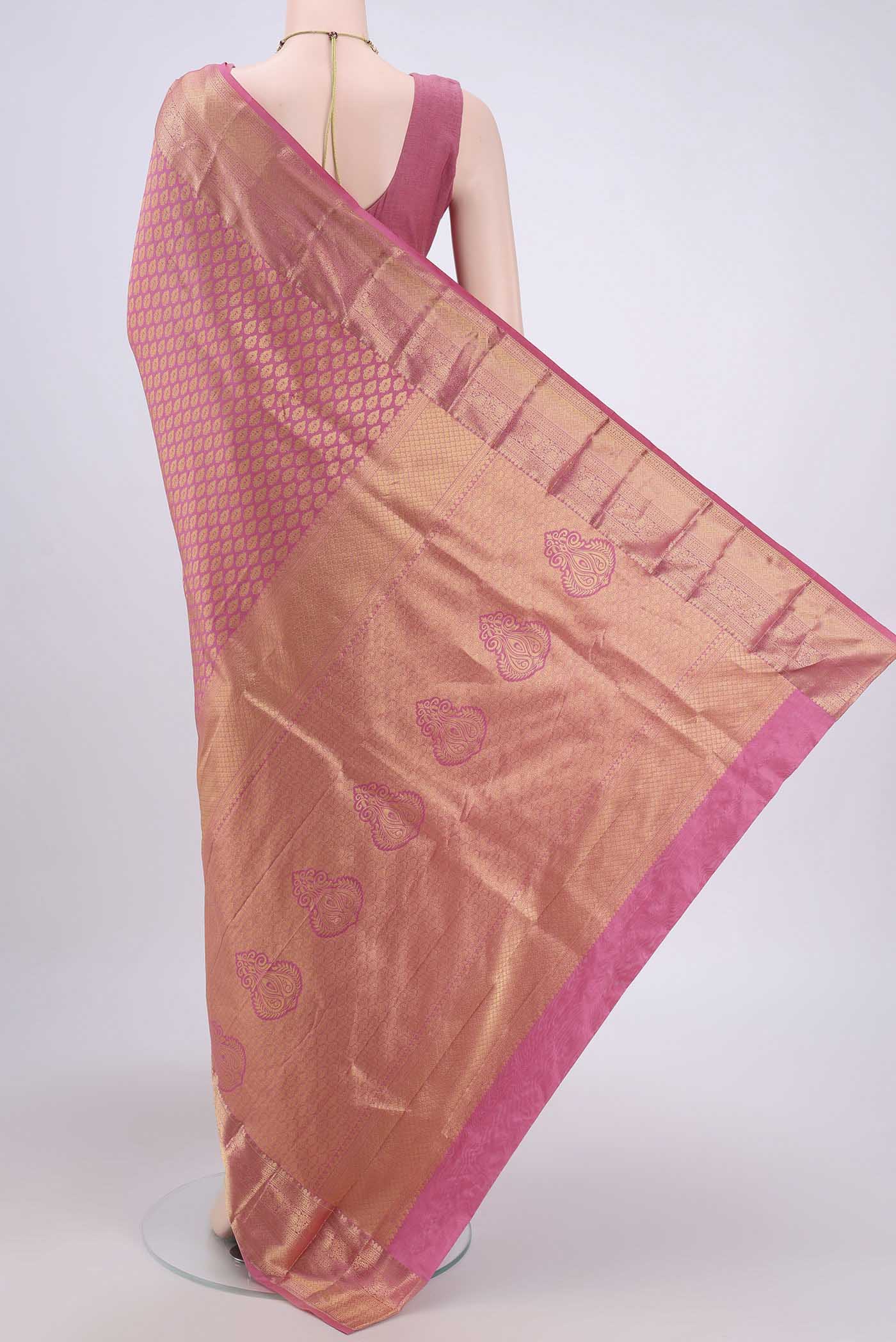 Flat view of Rose pink Bangalore Silk Saree with Zari Brocade on the body and Zari Border. 
