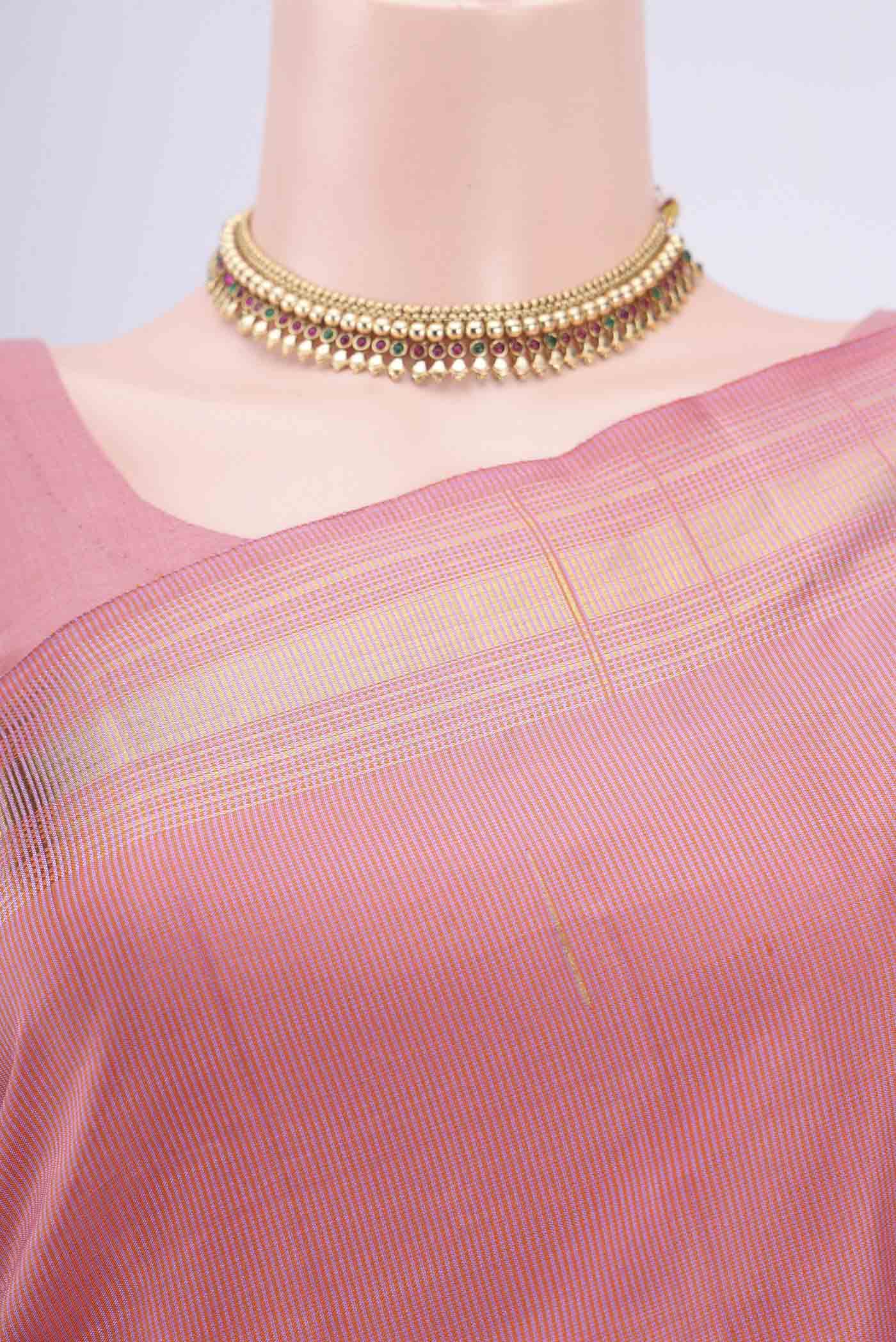 Border image of Pure Silk Pure Zari Rose pink Dual Tone Kanchipuram Saree with Zari Butta on the body and Zari Border. 