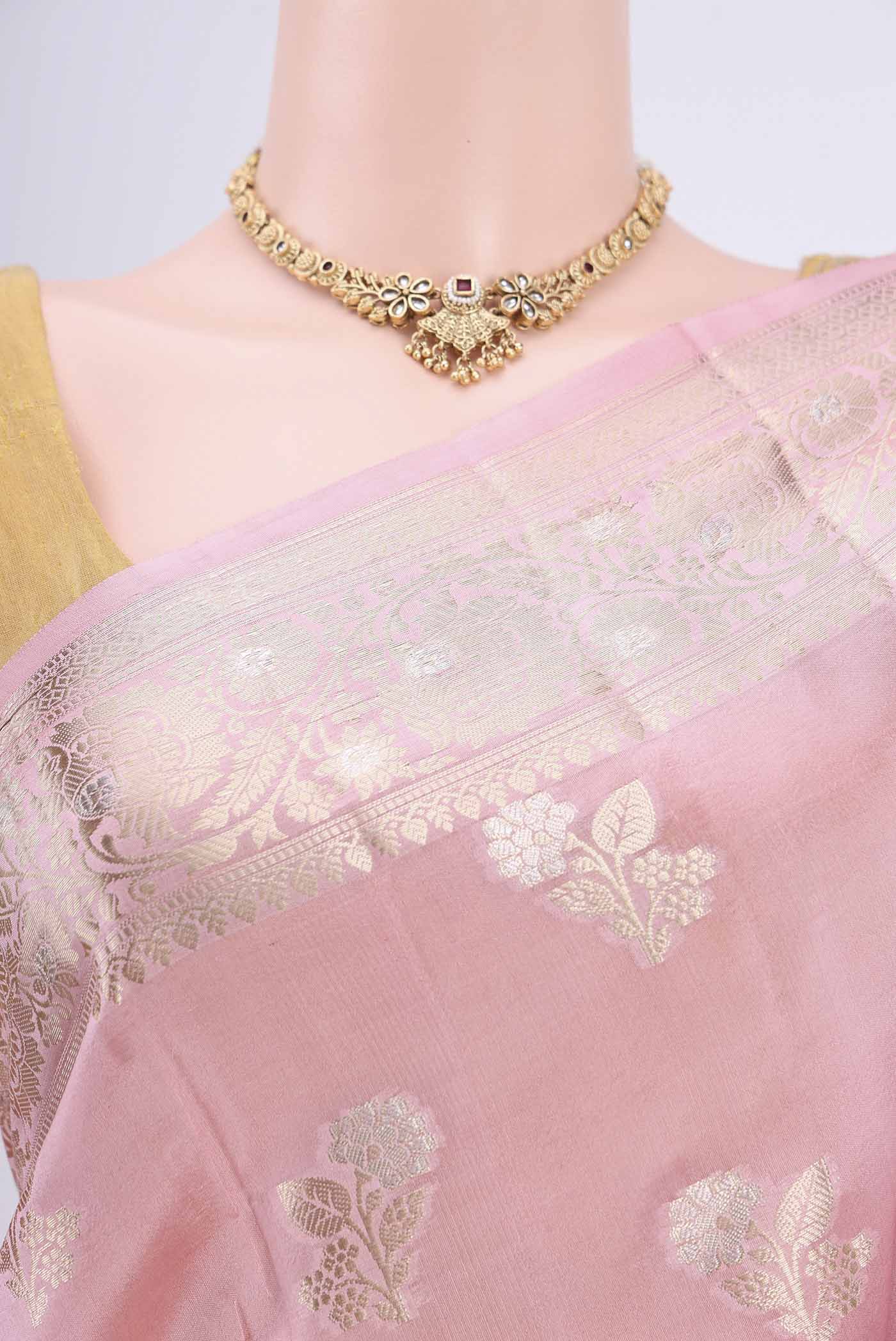 Border image of Rose pink Banarasi Raw Silk Saree with Zari Butta on the body and Zari Border. 