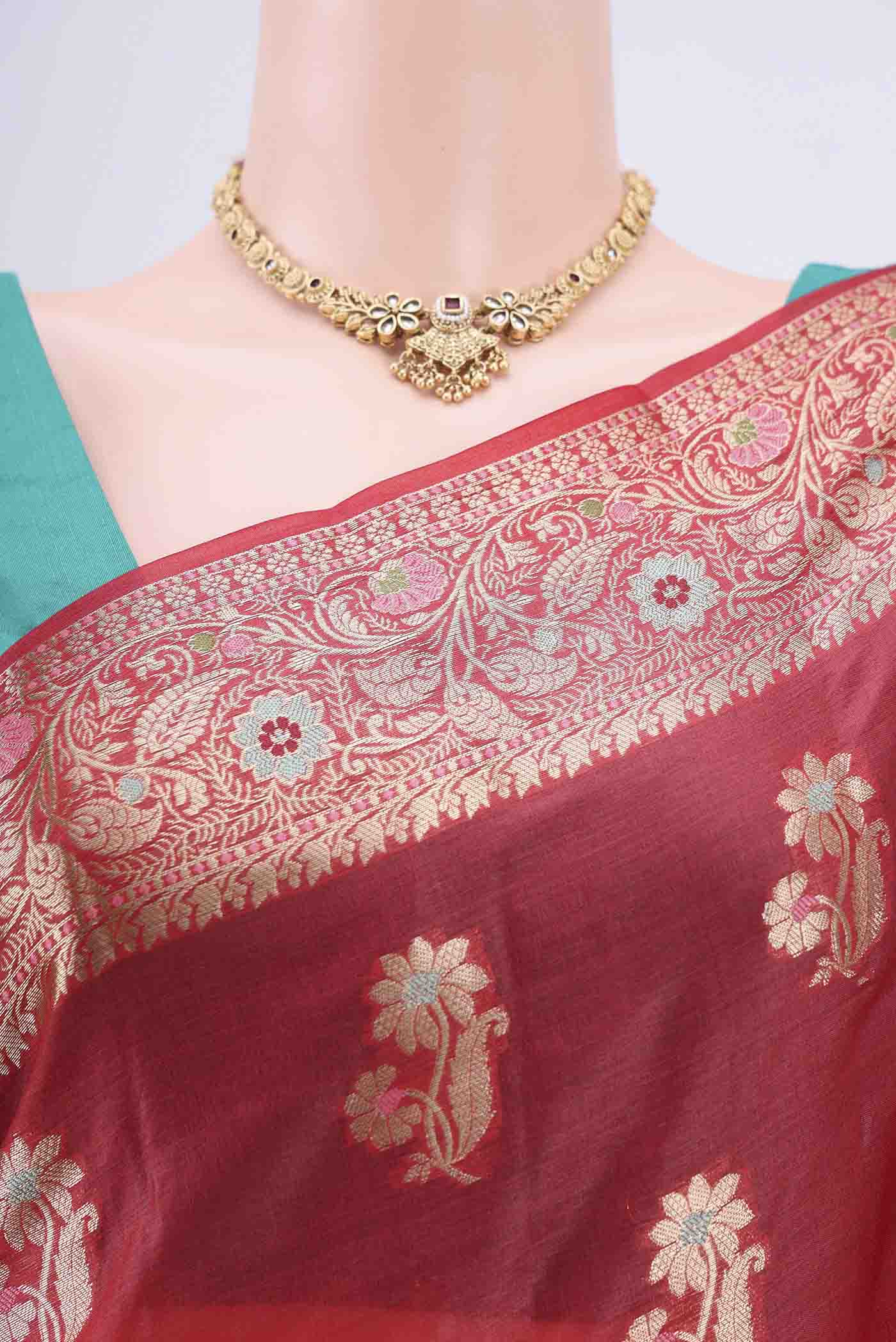 Border image of Red Banarasi Tussar Silk Saree with Zari And Thread Butta on the body and Zari And Thread Border. 