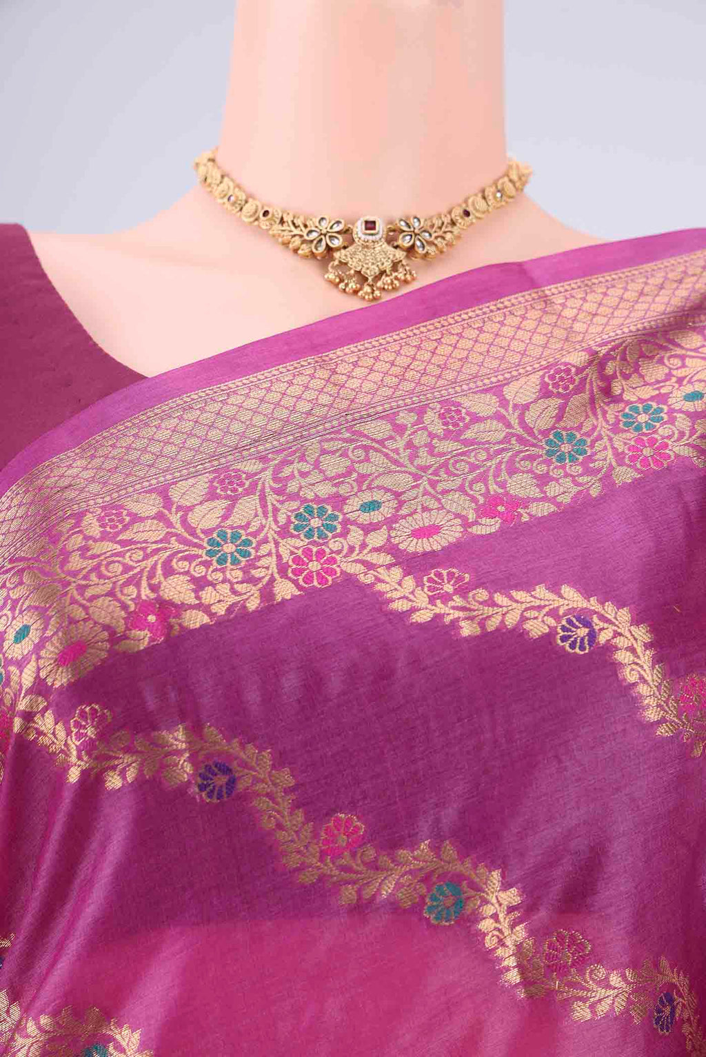Border image of Magenta Banarasi Tussar Silk Saree with Zari Brocade on the body and Zari And Thread Border. 
