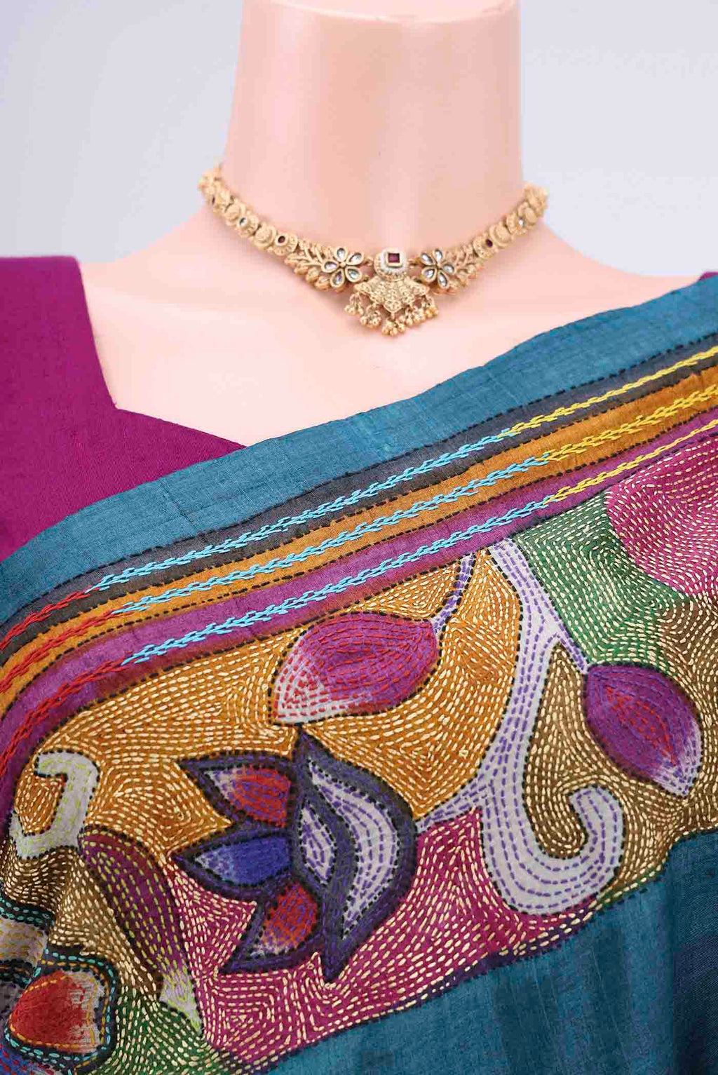 Border image of Sea Green Kantha Silk Saree with Kantha Work on the body and Thread Border. 