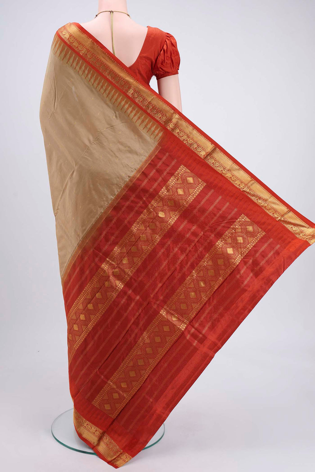 Flat view of Dark Beige Bangalore Silk - kadyal Saree with Zari Butta on the body and Zari Border. 