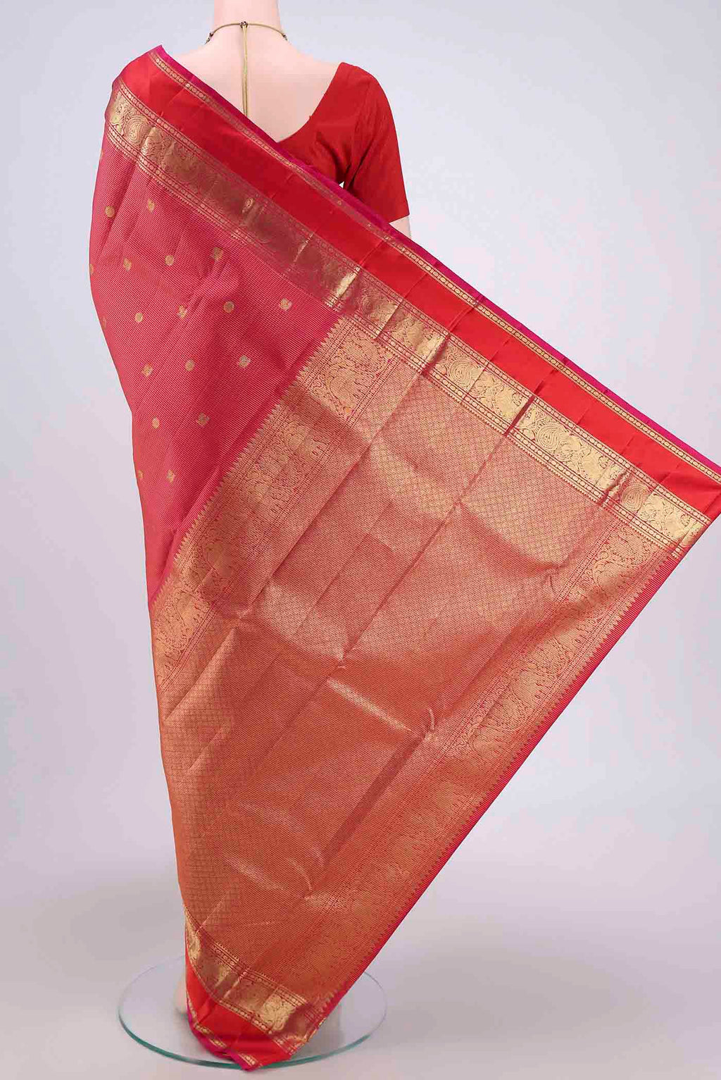 Flat view of Dark Pink Dual Tone Kanjivaram Saree with Checked design on the body and Zari Border. 