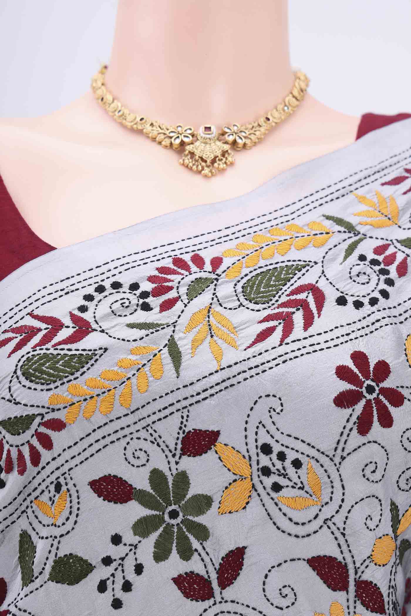 Border image of Grey Kantha Silk Saree with Kantha Work on the body and Thread Border. 