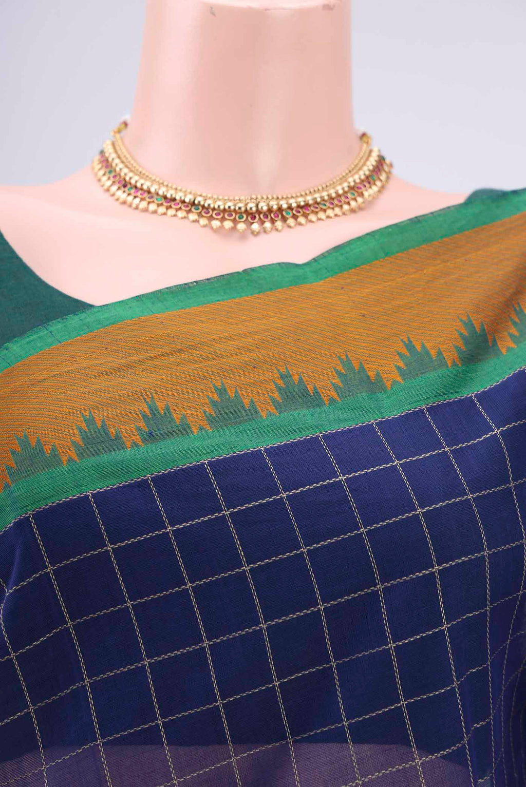 Border image of Royal Blue Kanchi Cotton Saree with Checked design on the body and Thread Border. 