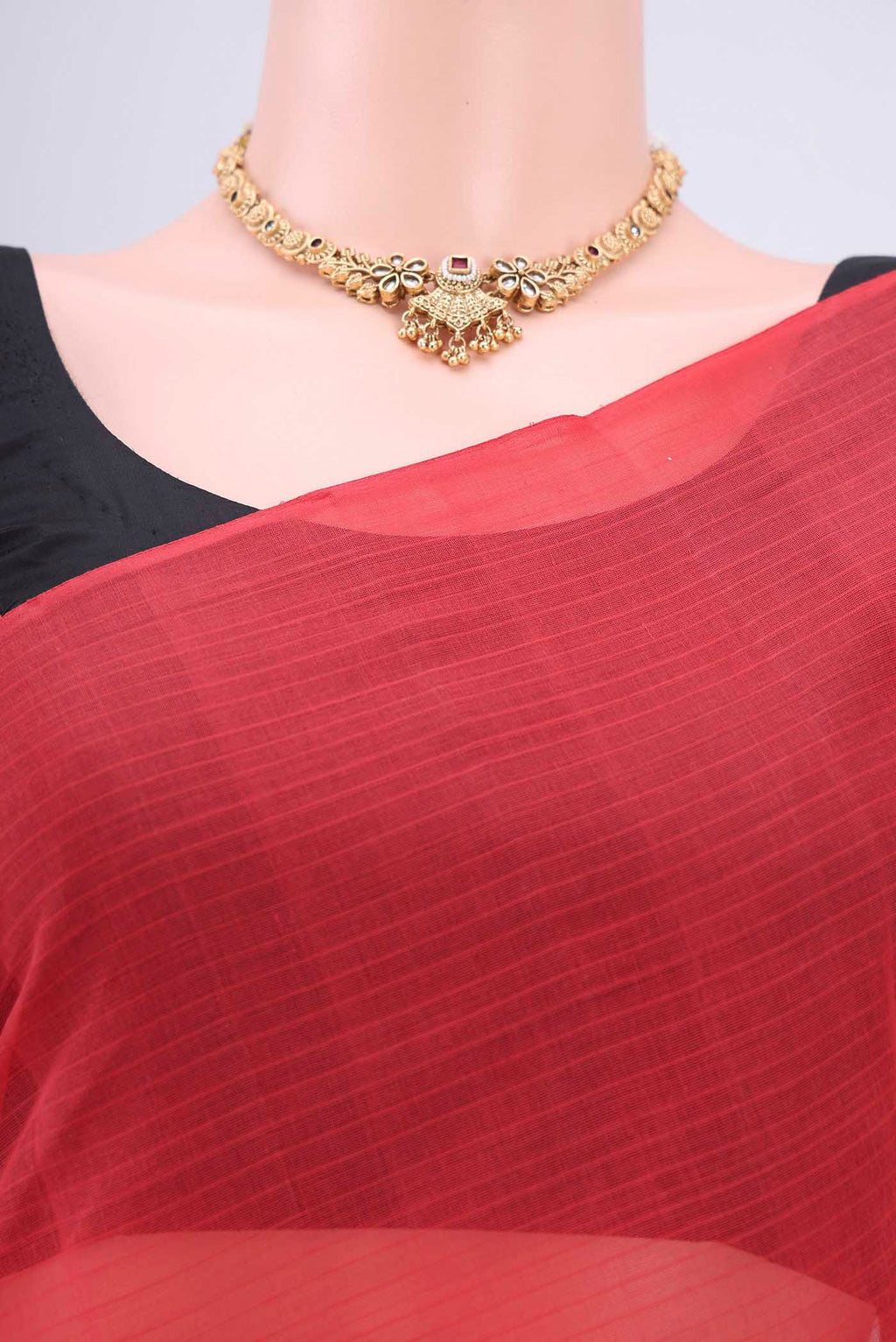 Border image of Peach Kanchi Cotton Saree with Plain Body and Zari Border. 