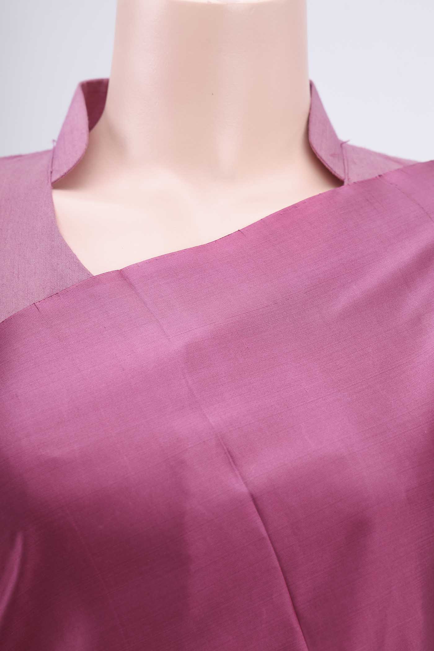Border image of Dark Mauve Dual Tone Soft Silk Saree with Zari Butta on the body and Plain Border. 
