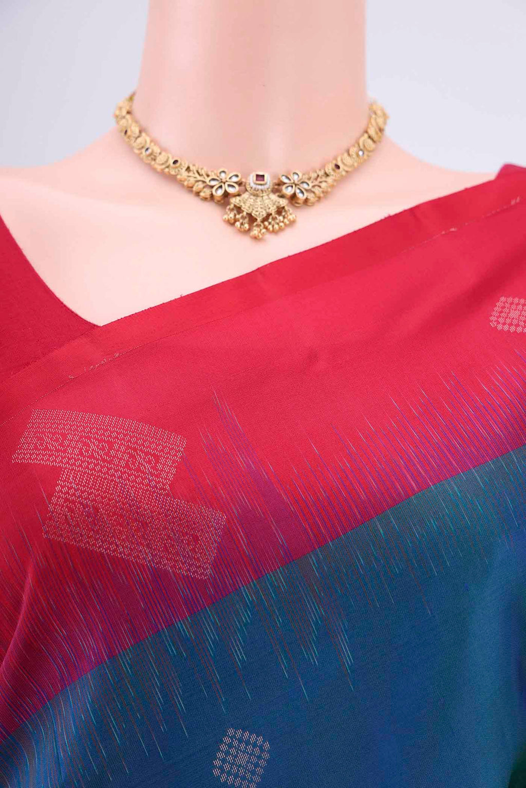 Border image of Turquoise Soft Silk Saree with Zari Butta on the body and Zari Border. 