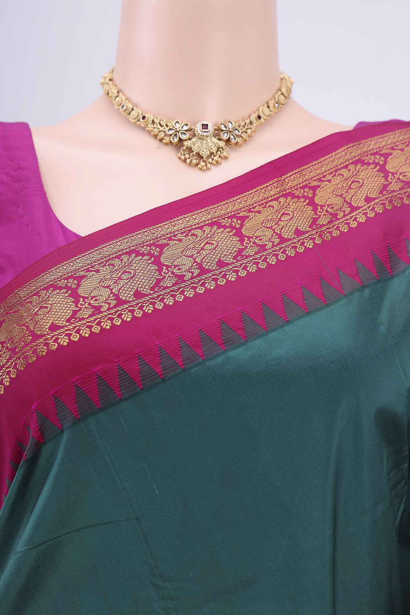 Border image of Sea Green Bangalore Silk Saree with Plain Body and Zari Border. 