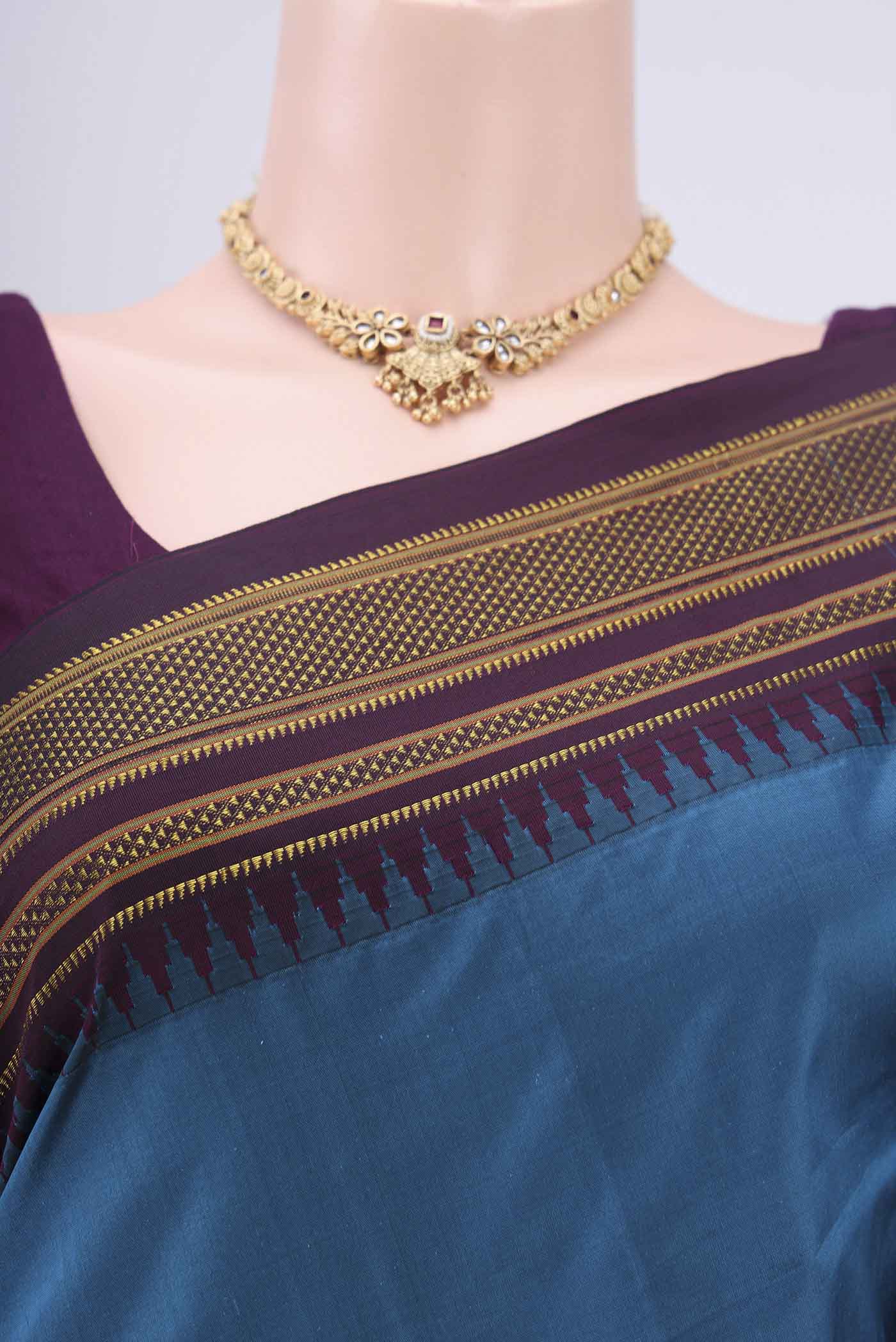 Border image of Blue Bangalore Silk Saree with Plain Body and Zari Border. 