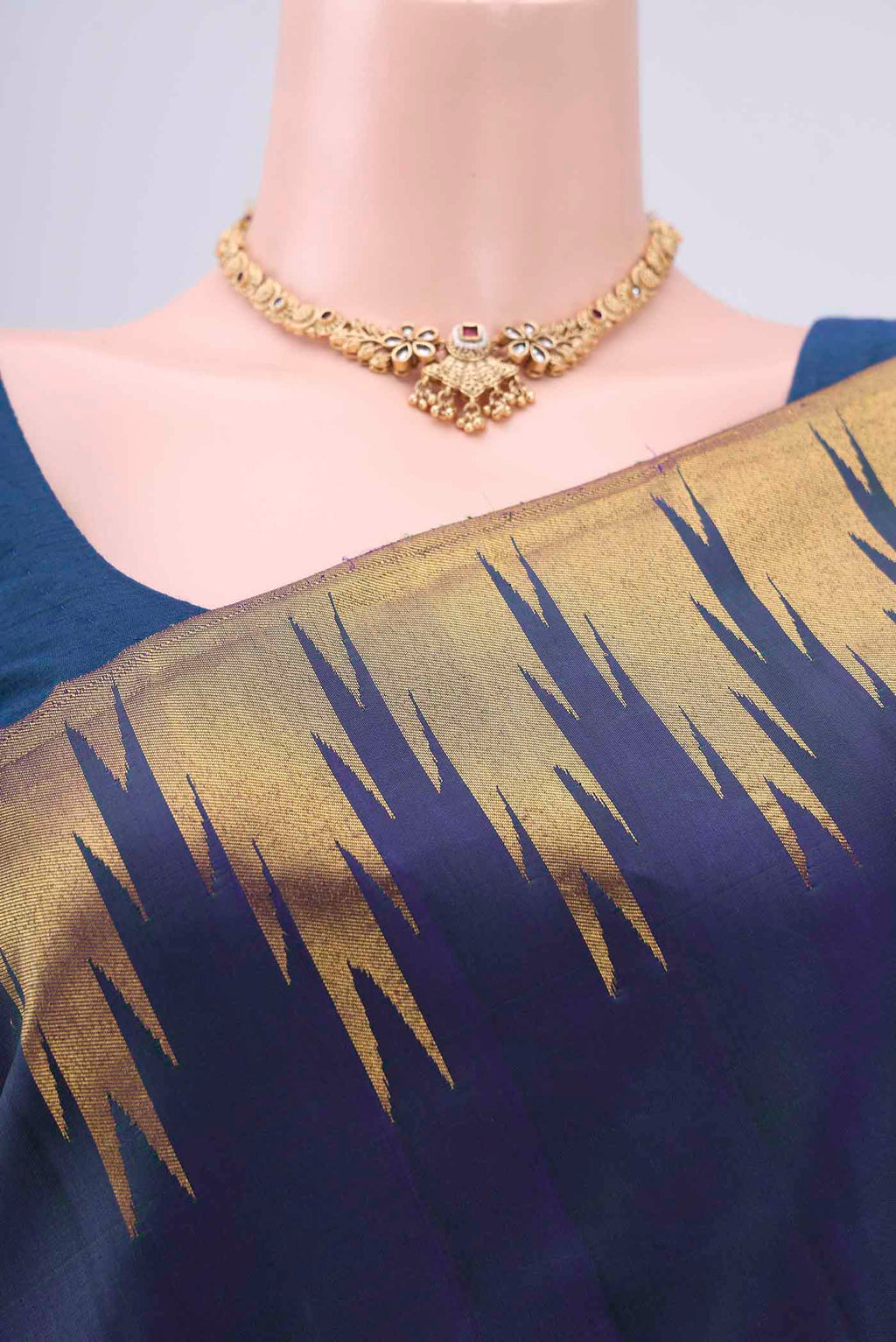 Border image of Peacock Blue Kanjivaram Silk Saree with Plain Body and Temple Border. 