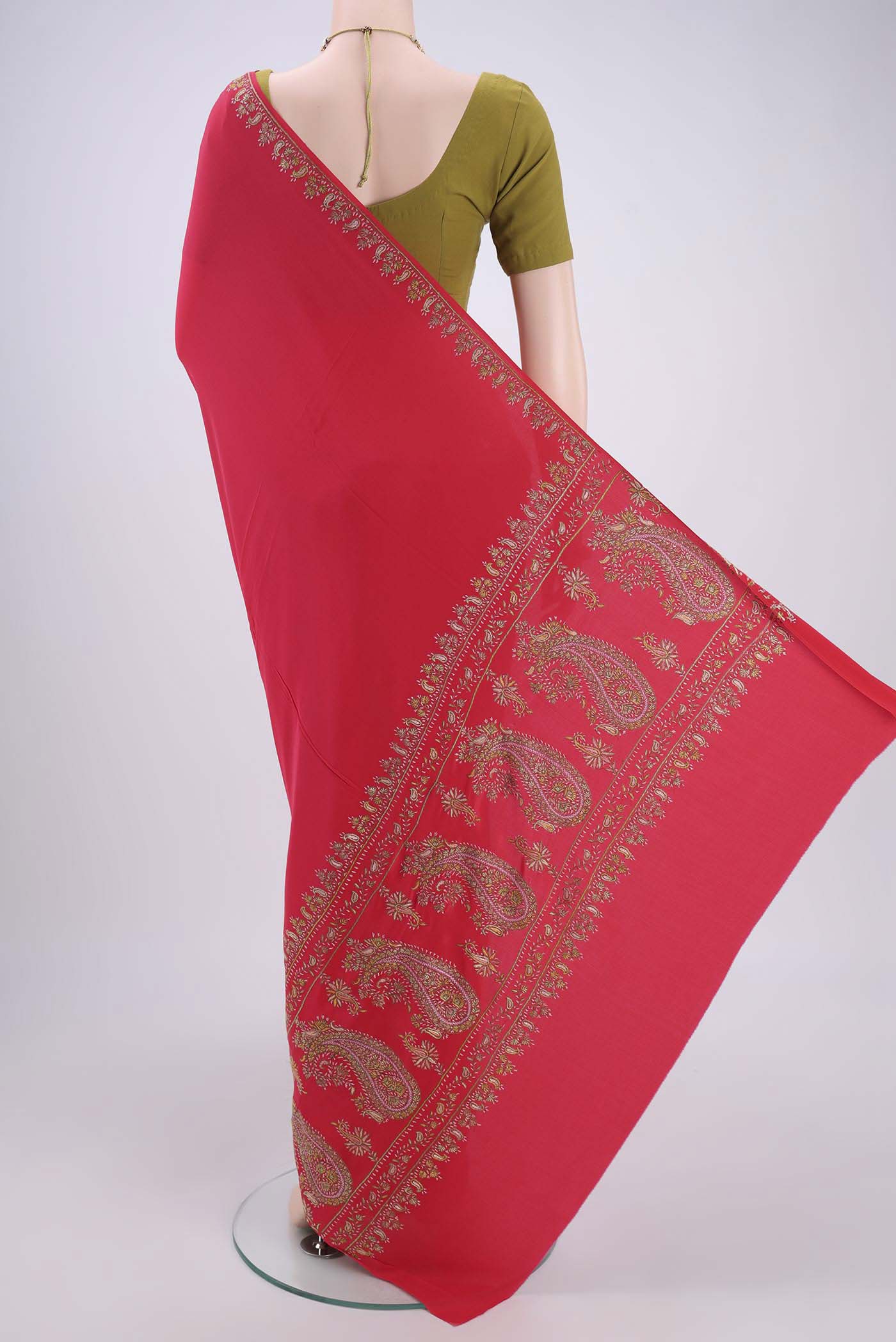 Flat view of Red Kashmiri Saree with Plain Body and Thread Border. 