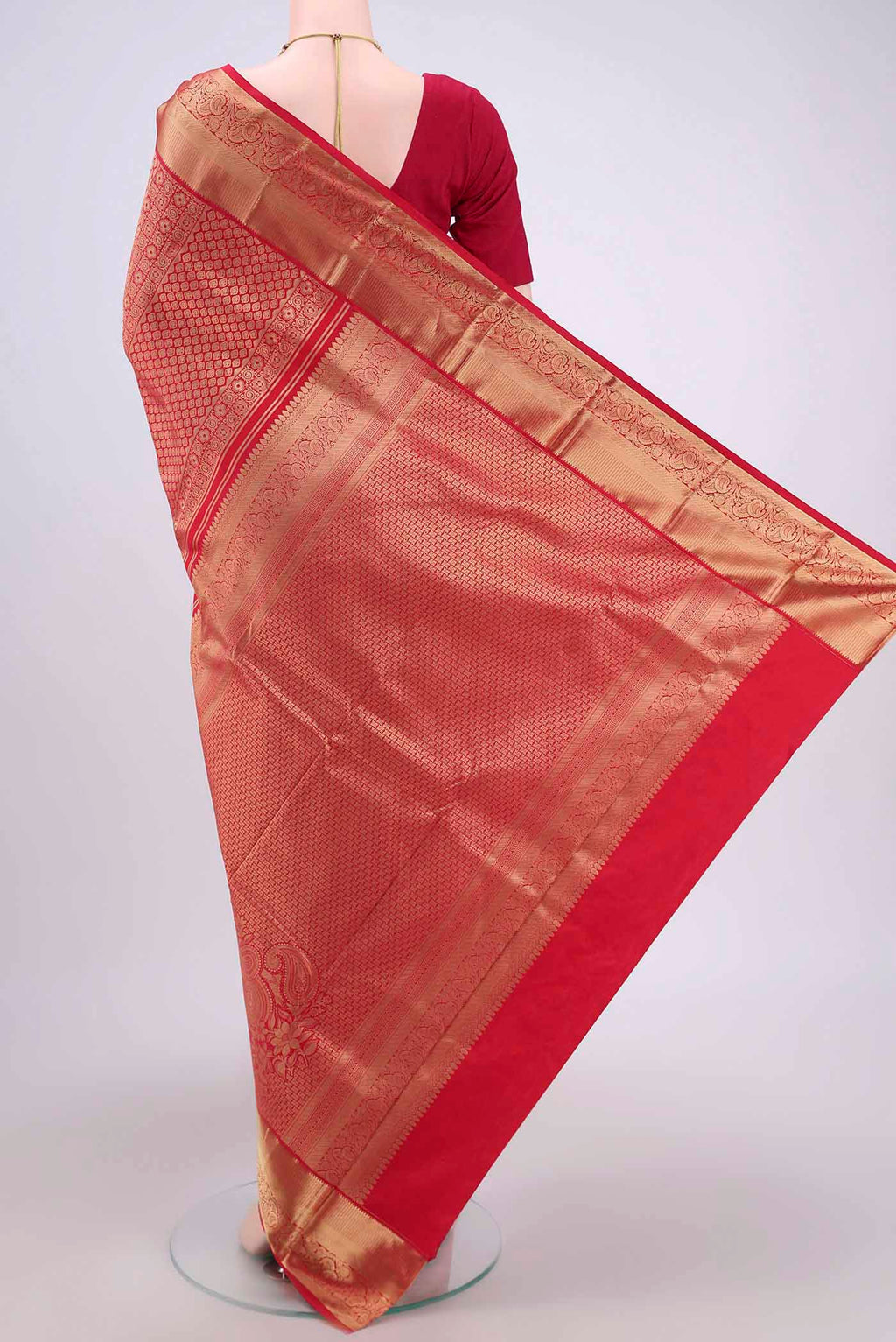 Flat view of Red Bangalore Silk Saree with Zari Brocade on the body and Zari Border. 