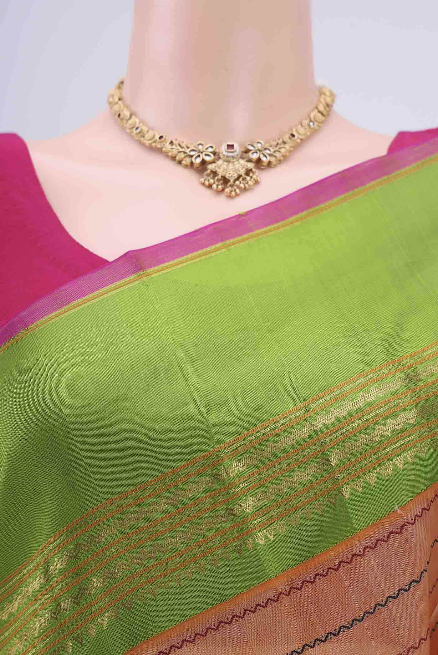 Border image of Sandal Blended Coimbatore Silk Cotton Saree with Veldhari on the body and Plain Border. 