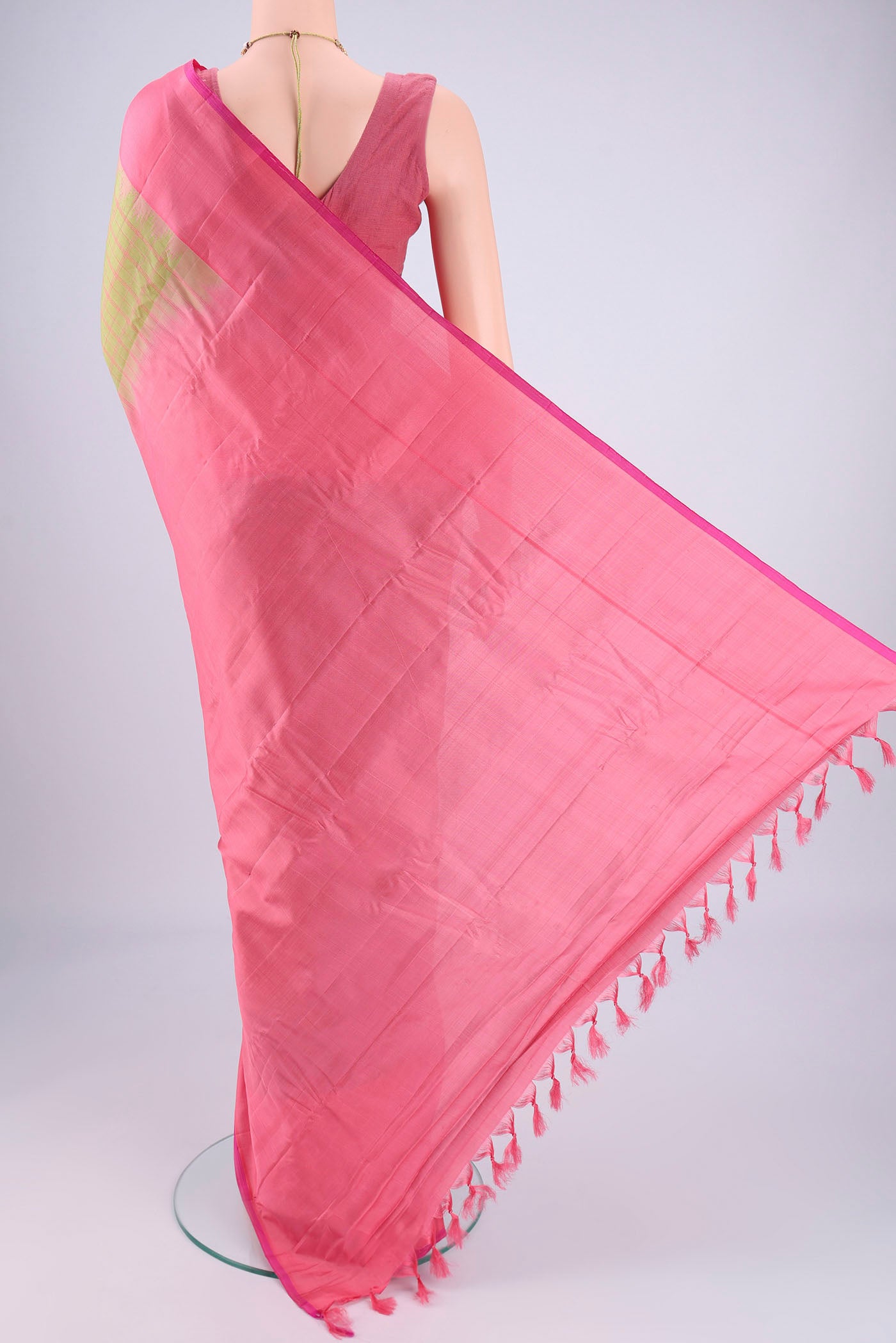Flat view of Green Gadwal Silk Saree with Checked design on the body and Plain Border. 