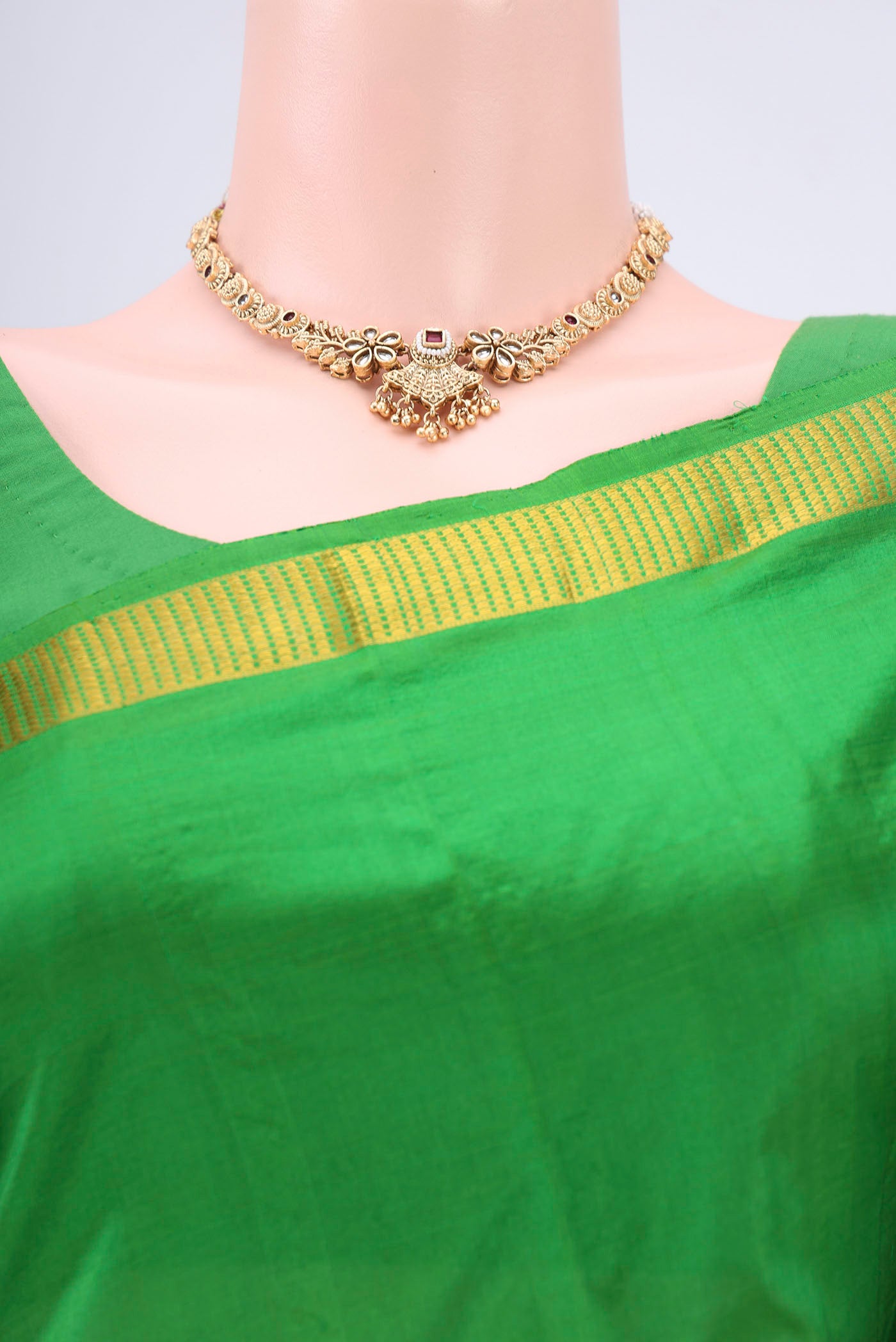 Border image of Green Dual Tone Kanchipuram Silk Saree with Plain Body and Zari Border. 