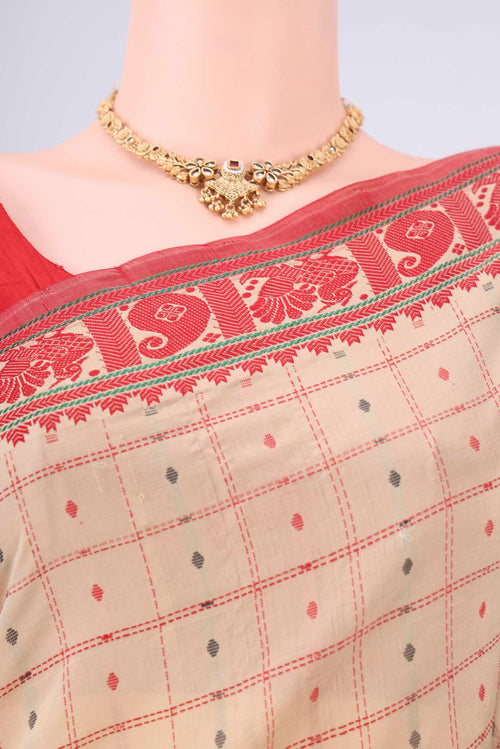 Border image of Beige Blended Poly Cotton Saree with Checked design on the body and Thread Border. 