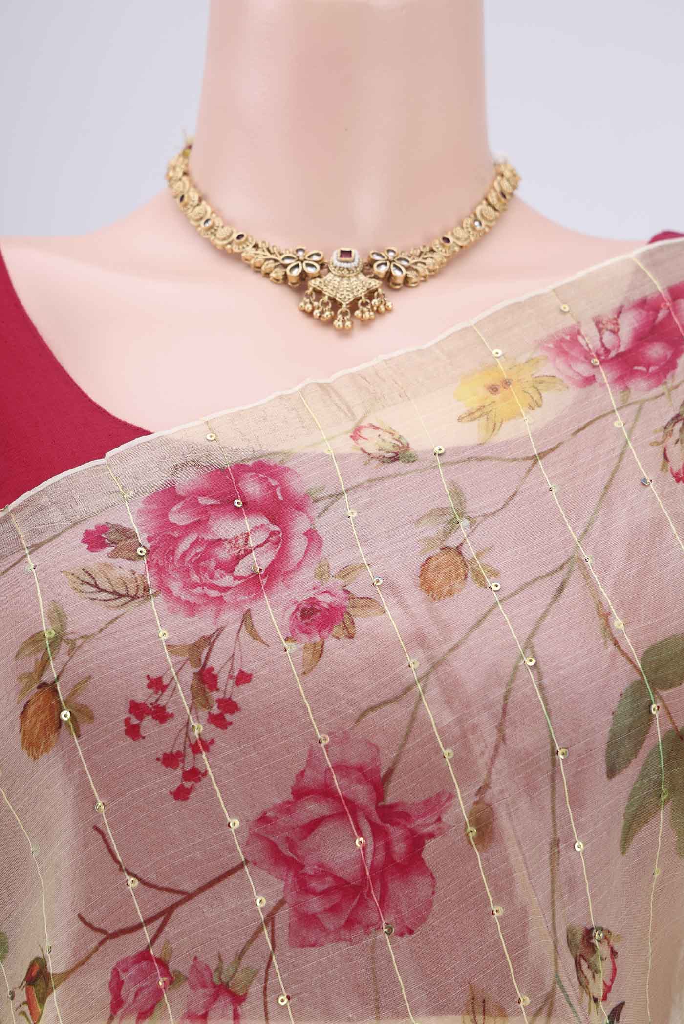 Border image of Lemon Yellow Organza Silk Saree with Printed design on the body and Zari Border. 