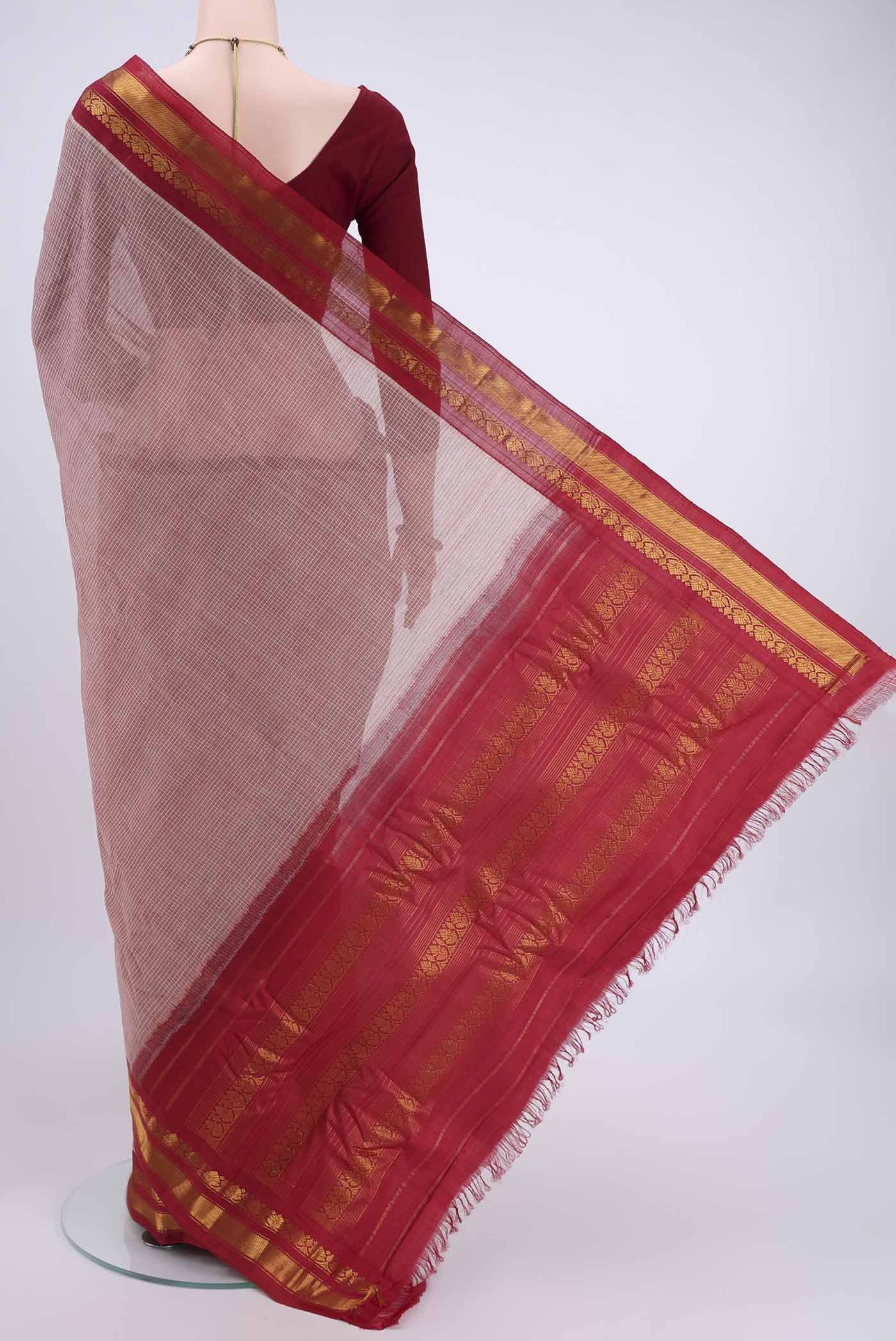 Flat view of Coral Dual Tone Gadwal Silk Cotton Saree with Checked design on the body and Silk Border. 
