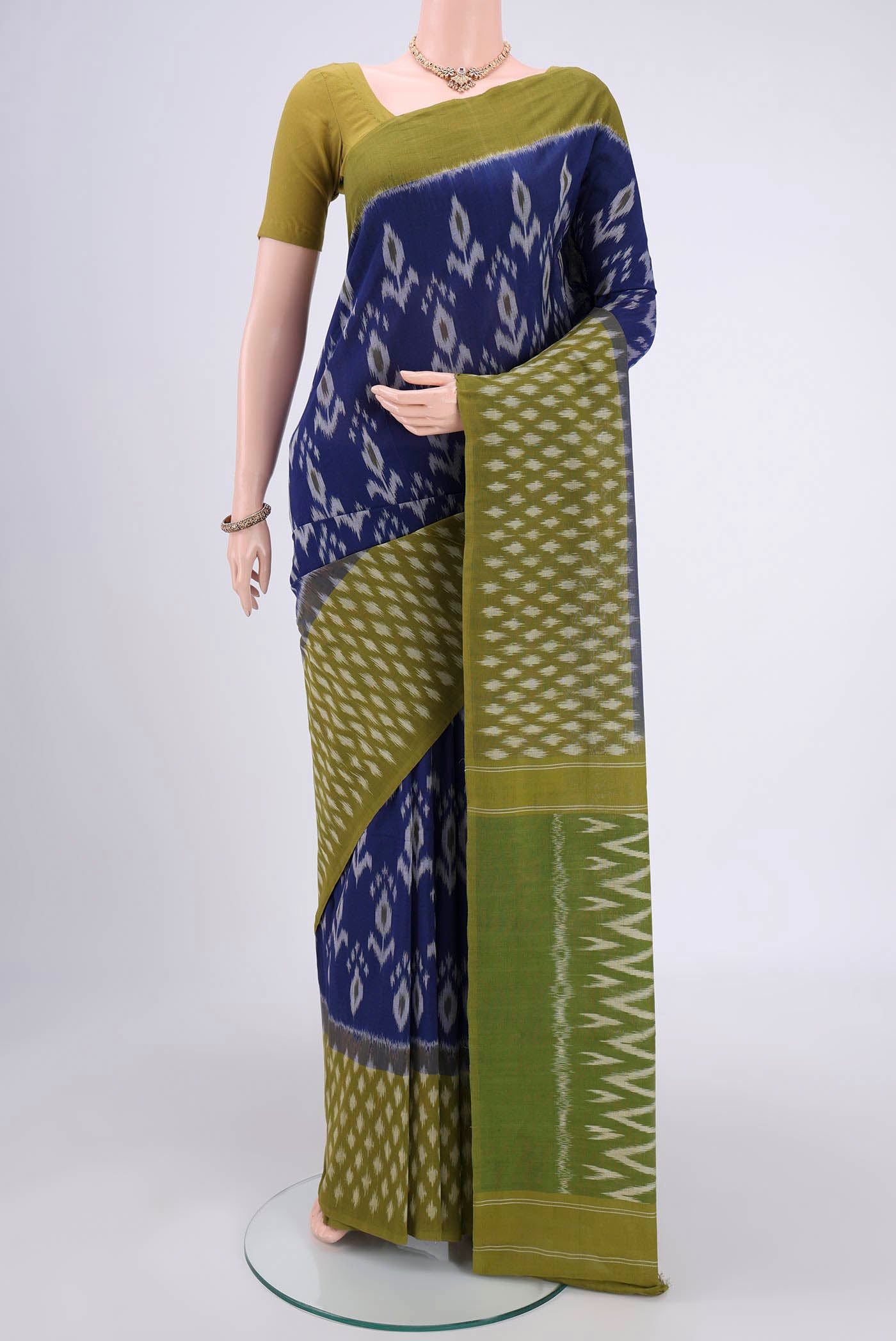Royal Blue Dual Tone Pochampally Cotton Saree with Ikat design on the body and Ikat Border.  displayed on a mannequin