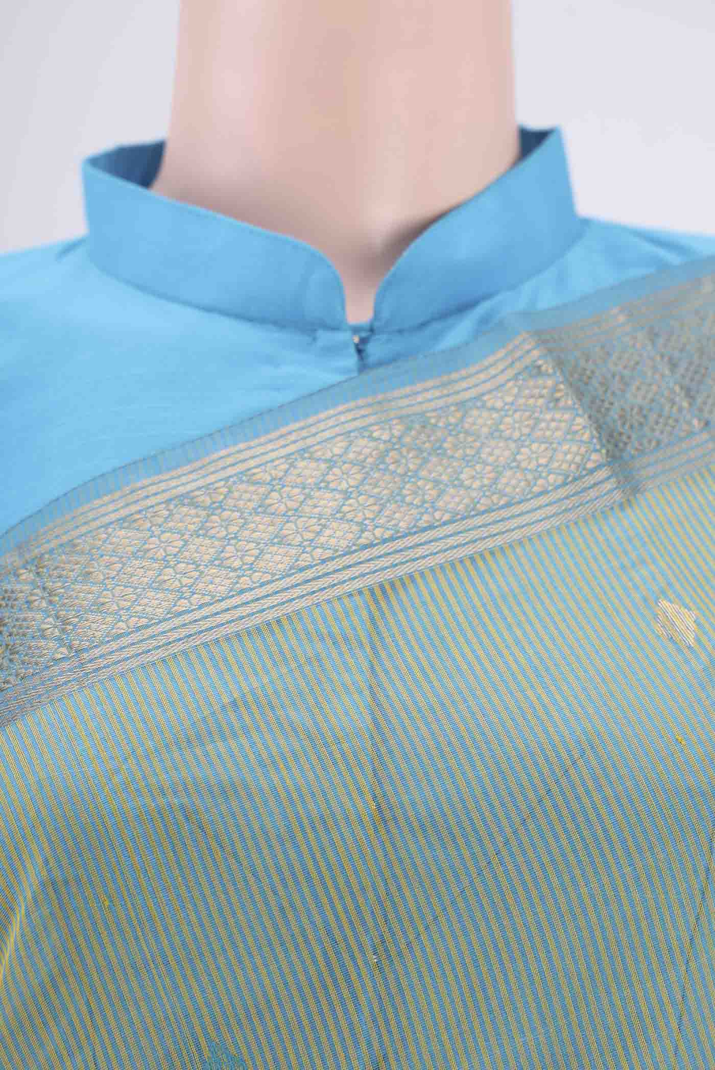 Border image of Yellow Maheshwari Silk Cotton Saree with Zari And Thread Butta on the body and Zari Border. 